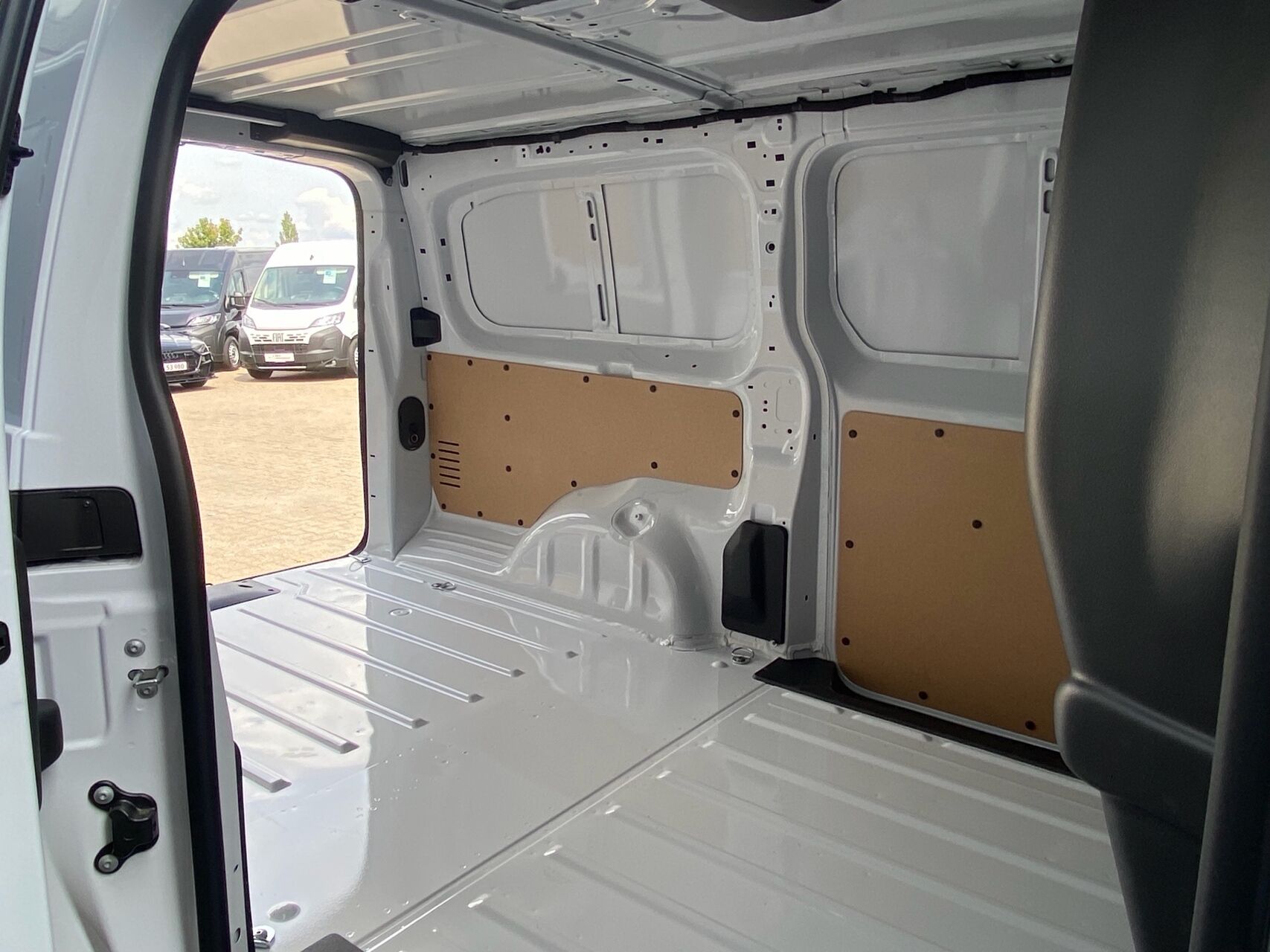 Billede af Fiat Scudo L3 2,2 BlueHDI Pro 180HK Van 8g Aut.