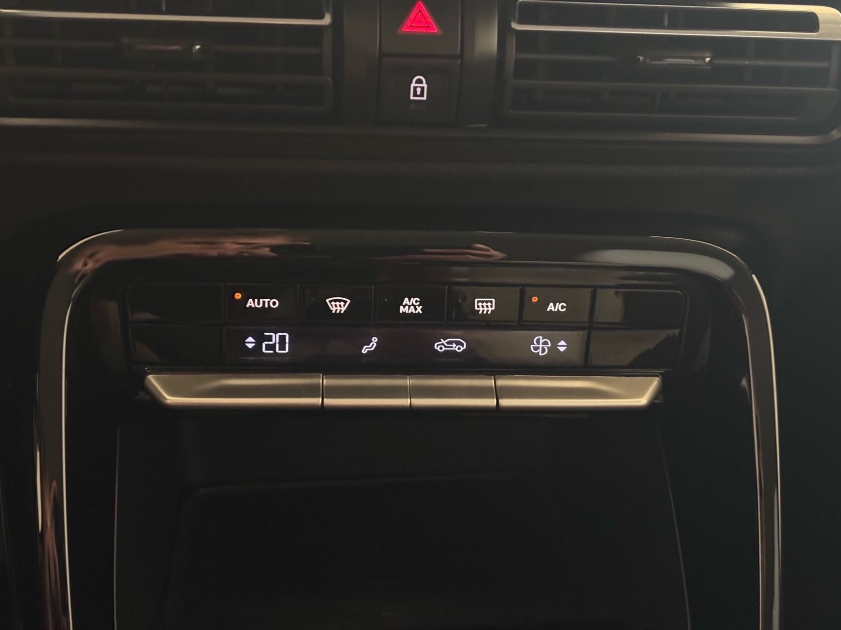 Billede af Citroën e-C3 EL Max 113HK 5d Aut.