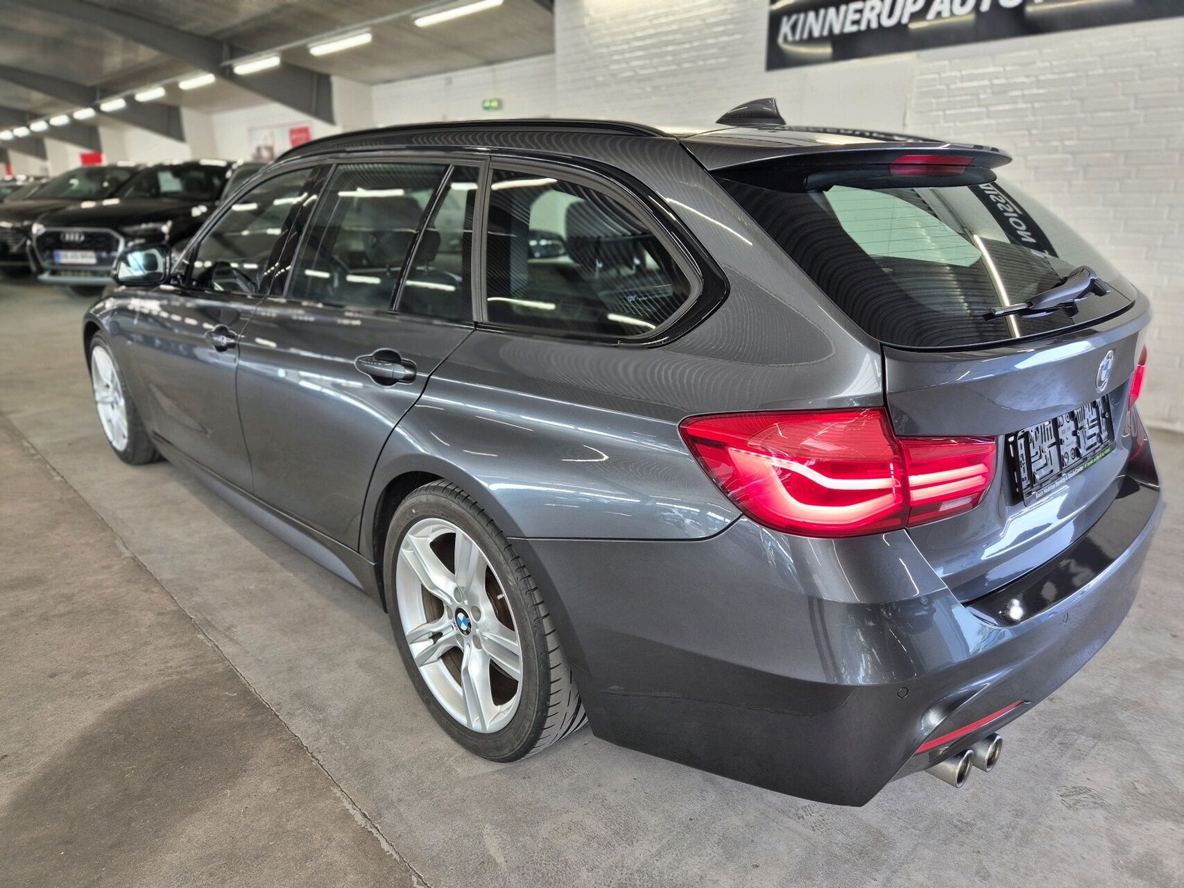Billede af BMW 320d Touring 2,0 D M-Sport Steptronic 190HK Stc 8g Aut.