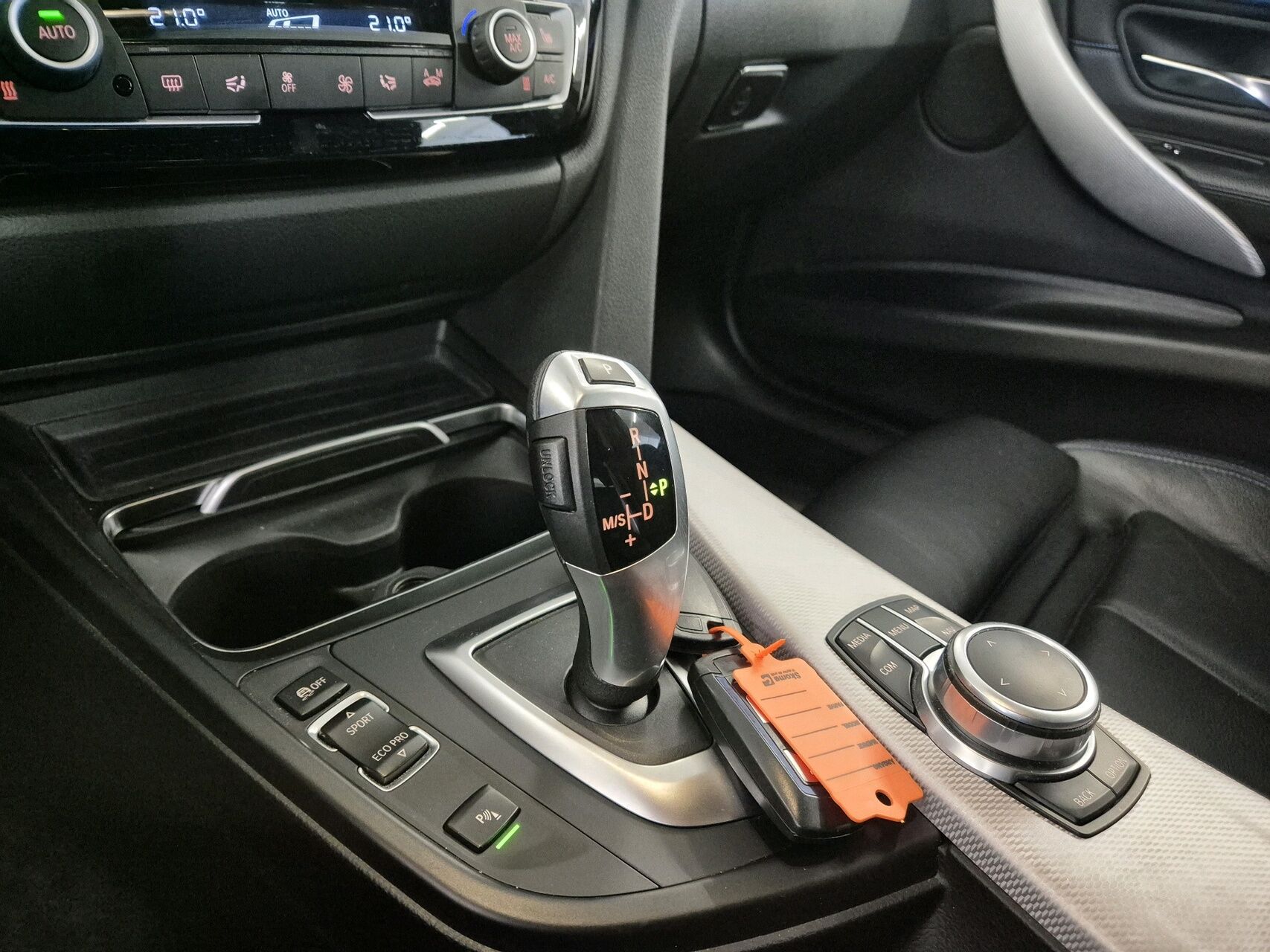 Billede af BMW 320d Touring 2,0 D M-Sport Steptronic 190HK Stc 8g Aut.