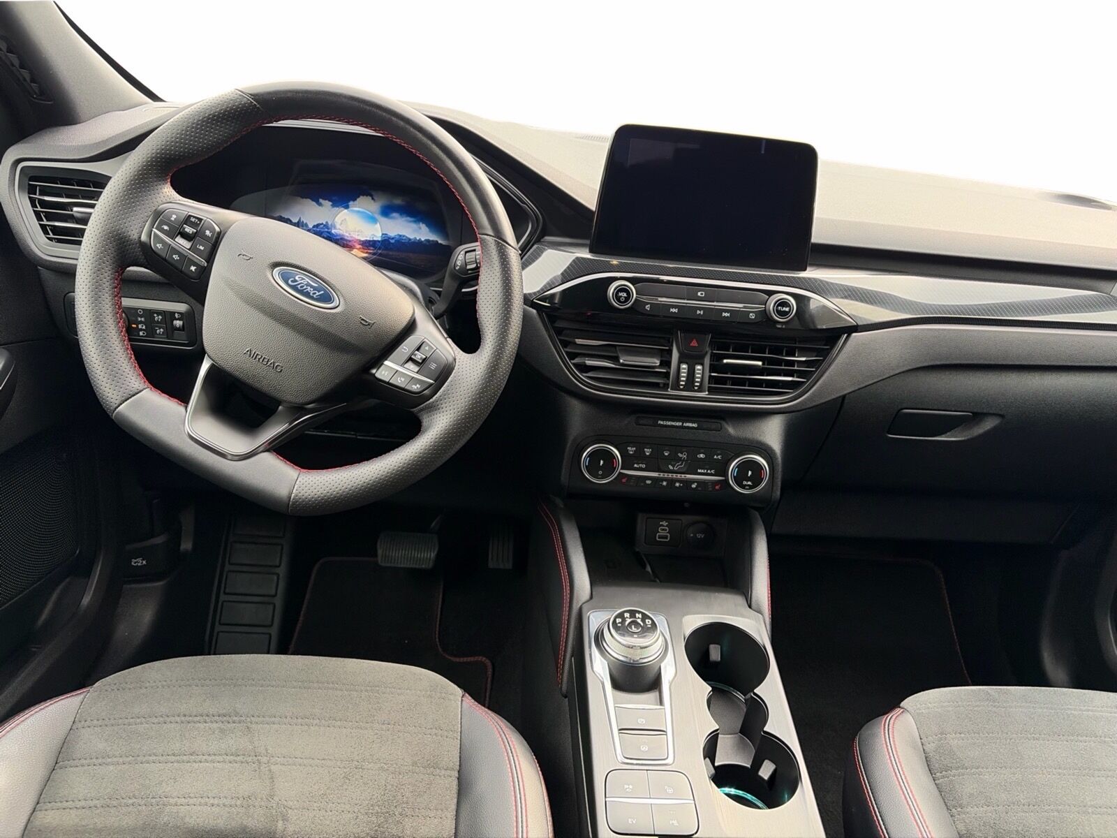 Billede af Ford Kuga 2,5 Plugin-hybrid ST-Line X CVT 225HK 5d Trinl. Gear