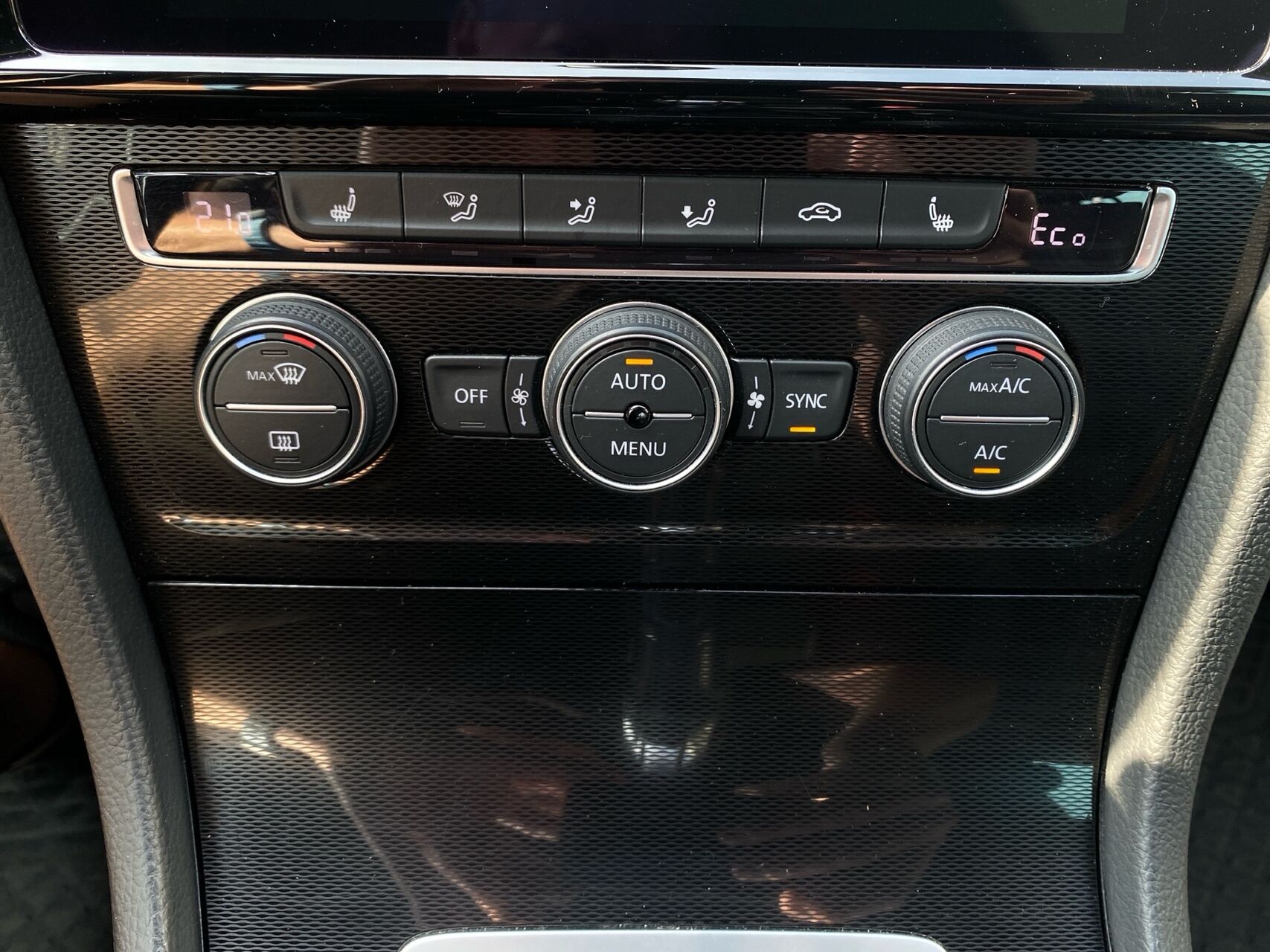 Billede af VW Golf 1,4 TSI  Plugin-hybrid GTE DSG 204HK 5d 7g Aut.