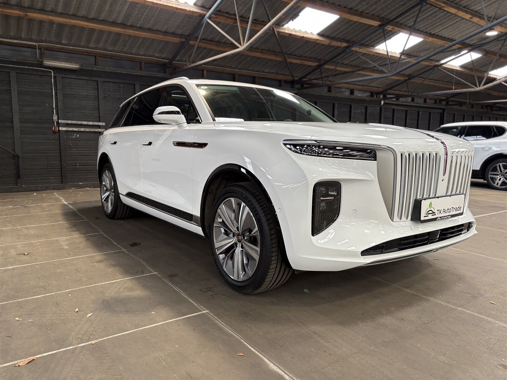 Billede af Hongqi E-HS9 EL Comfort 4x4 435HK 5d Aut.