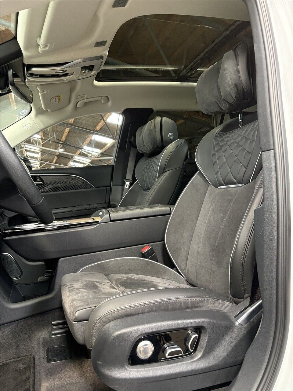 Billede af Hongqi E-HS9 EL Comfort 4x4 435HK 5d Aut.
