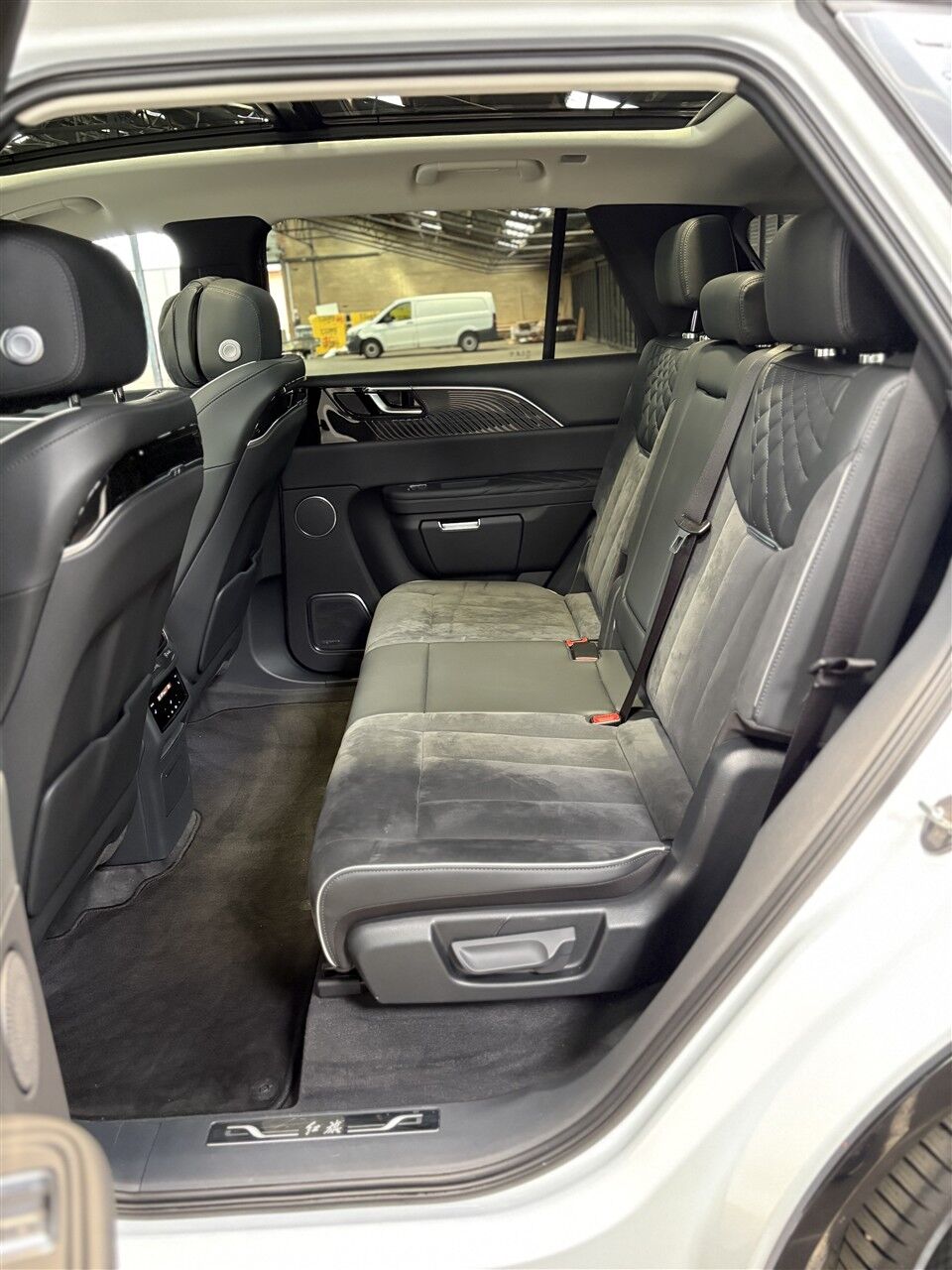 Billede af Hongqi E-HS9 EL Comfort 4x4 435HK 5d Aut.