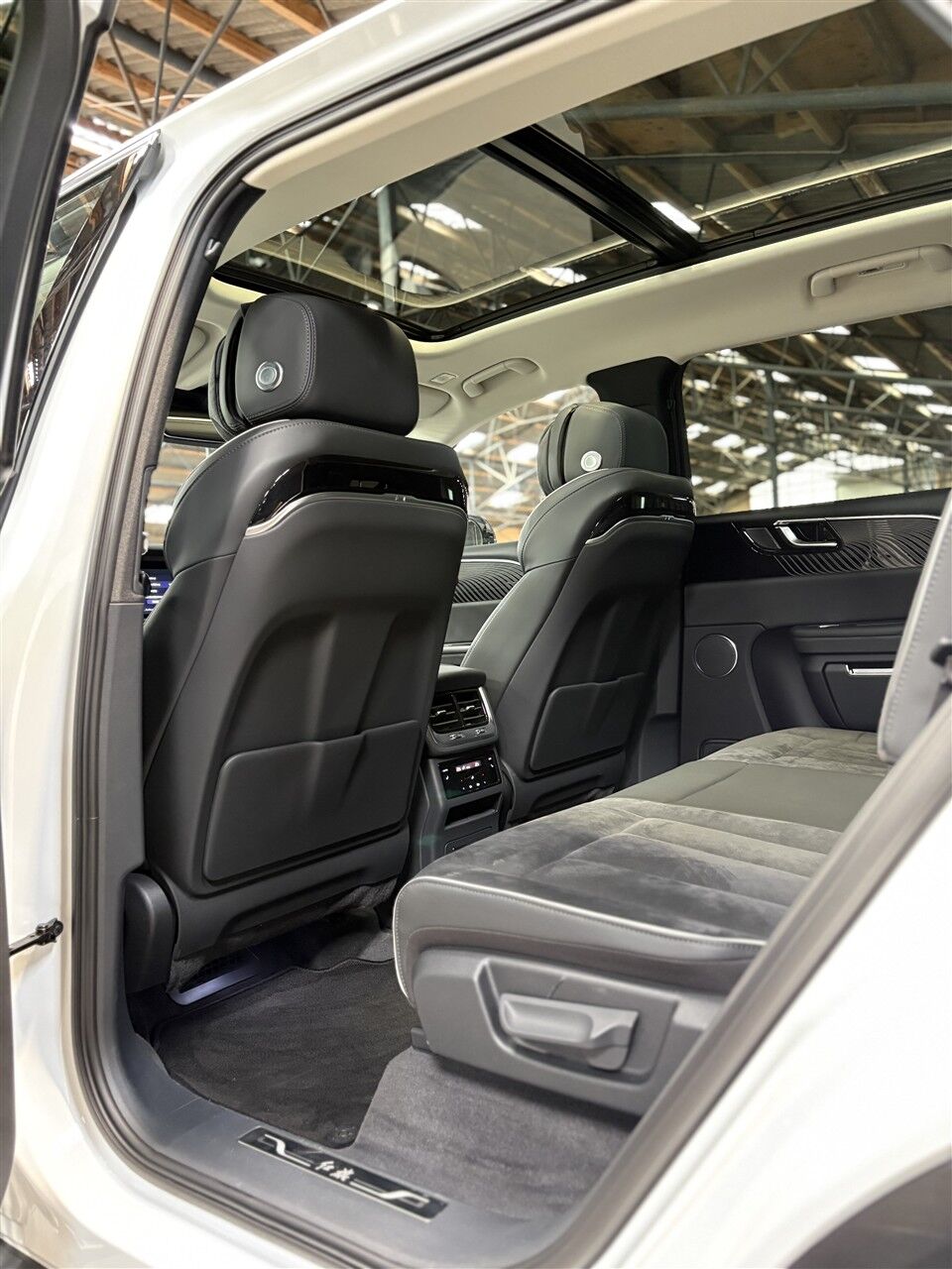 Billede af Hongqi E-HS9 EL Comfort 4x4 435HK 5d Aut.