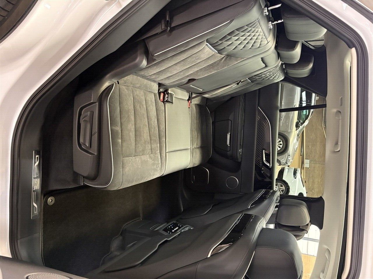 Billede af Hongqi E-HS9 EL Comfort 4x4 435HK 5d Aut.