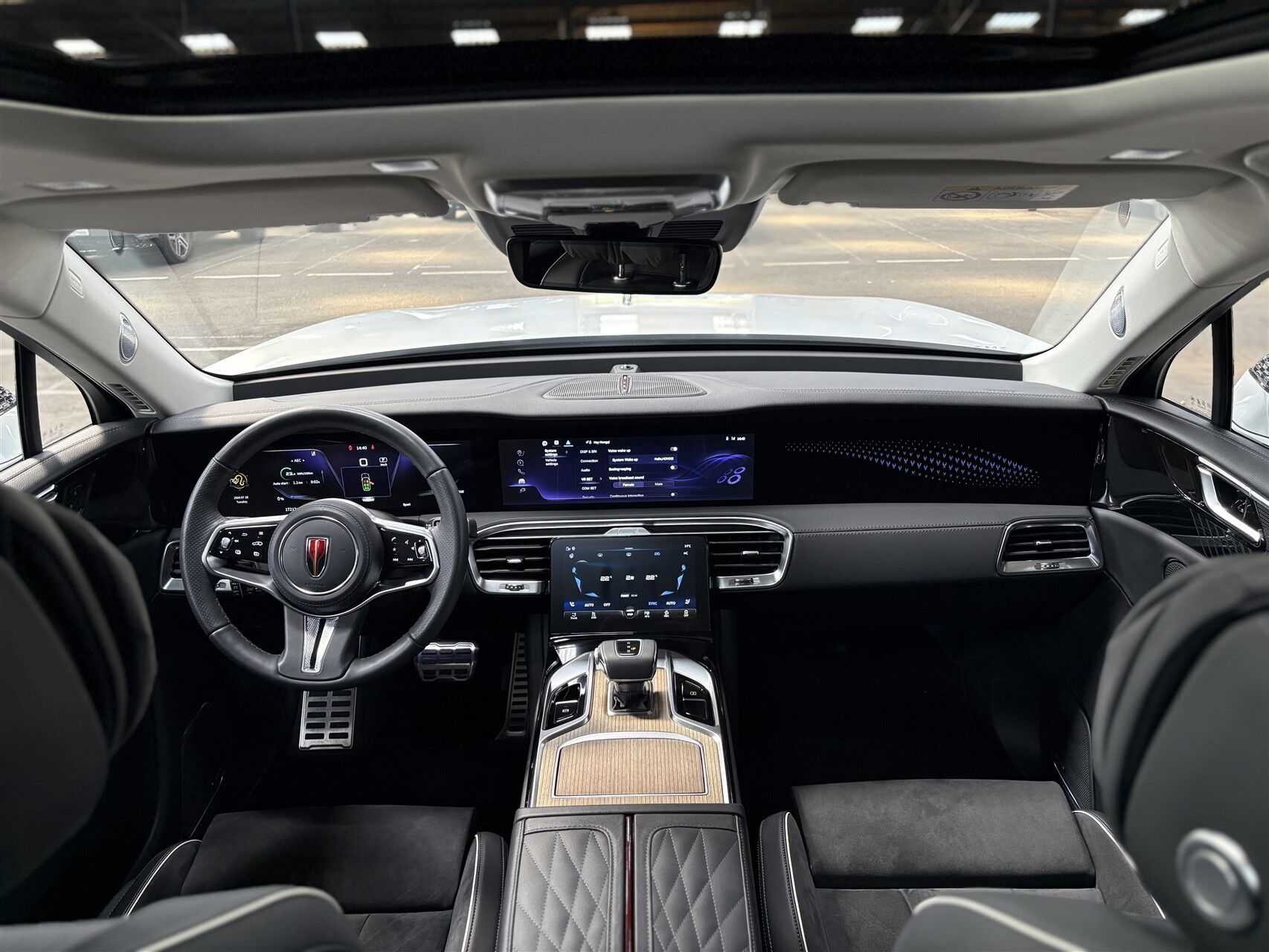 Billede af Hongqi E-HS9 EL Comfort 4x4 435HK 5d Aut.