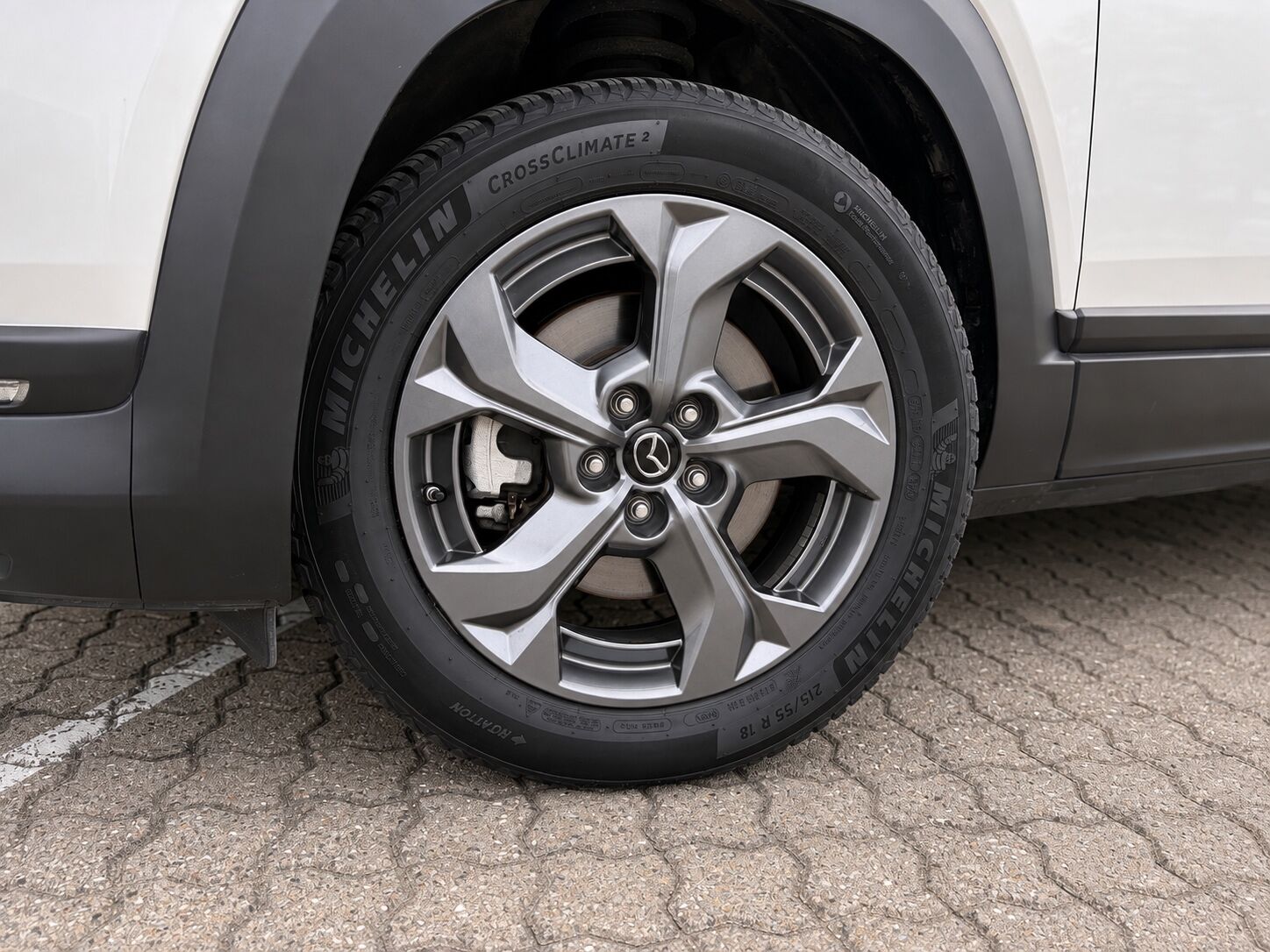 Billede af Mazda MX-30 0,8 e-Skyactiv R-EV  Plugin-hybrid Exclusive-Line 170HK 5d Trinl. Gear