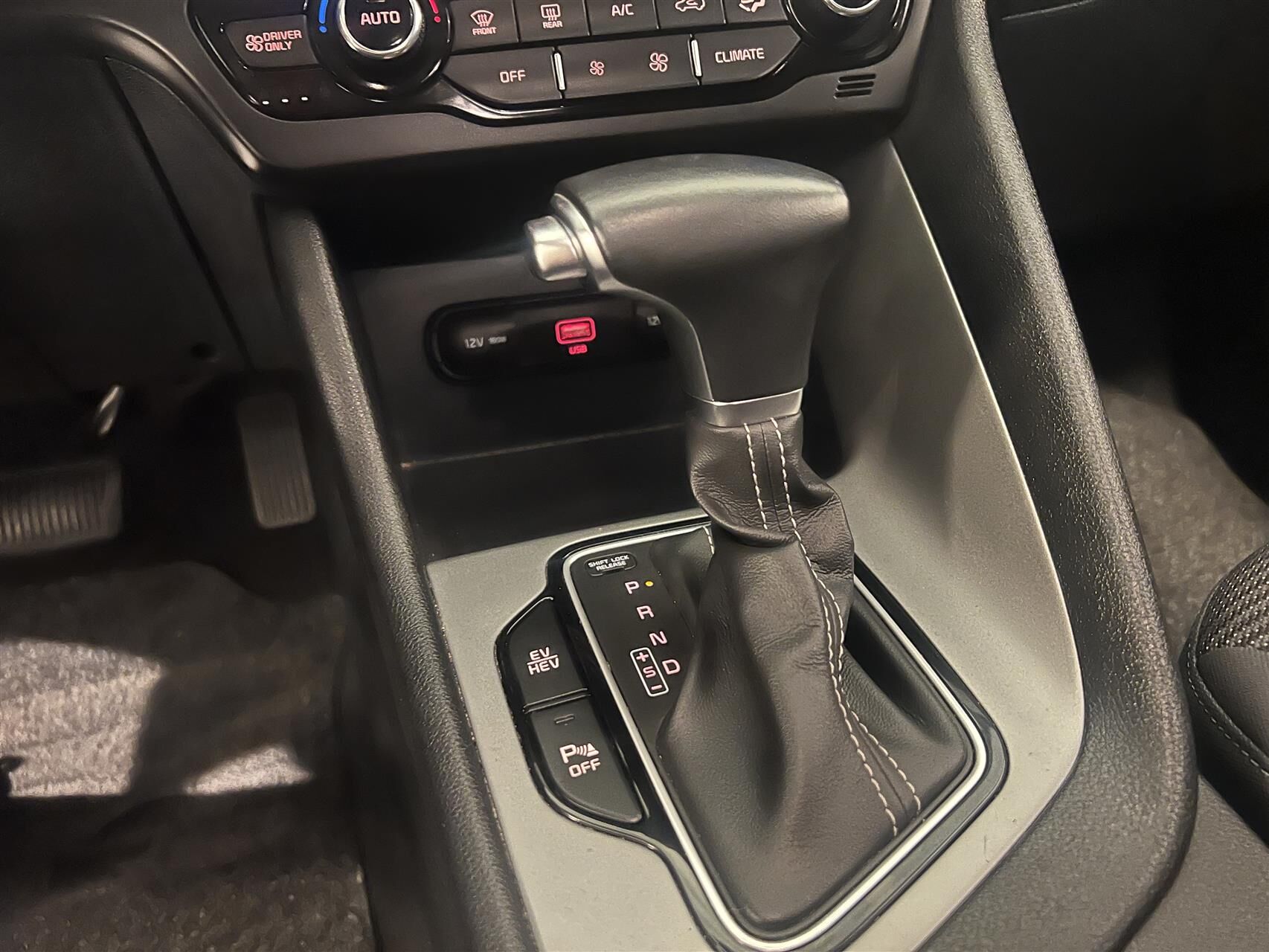 Billede af Kia Niro 1,6 GDI PHEV  Plugin-hybrid Comfort DCT 141HK 5d 6g Aut.