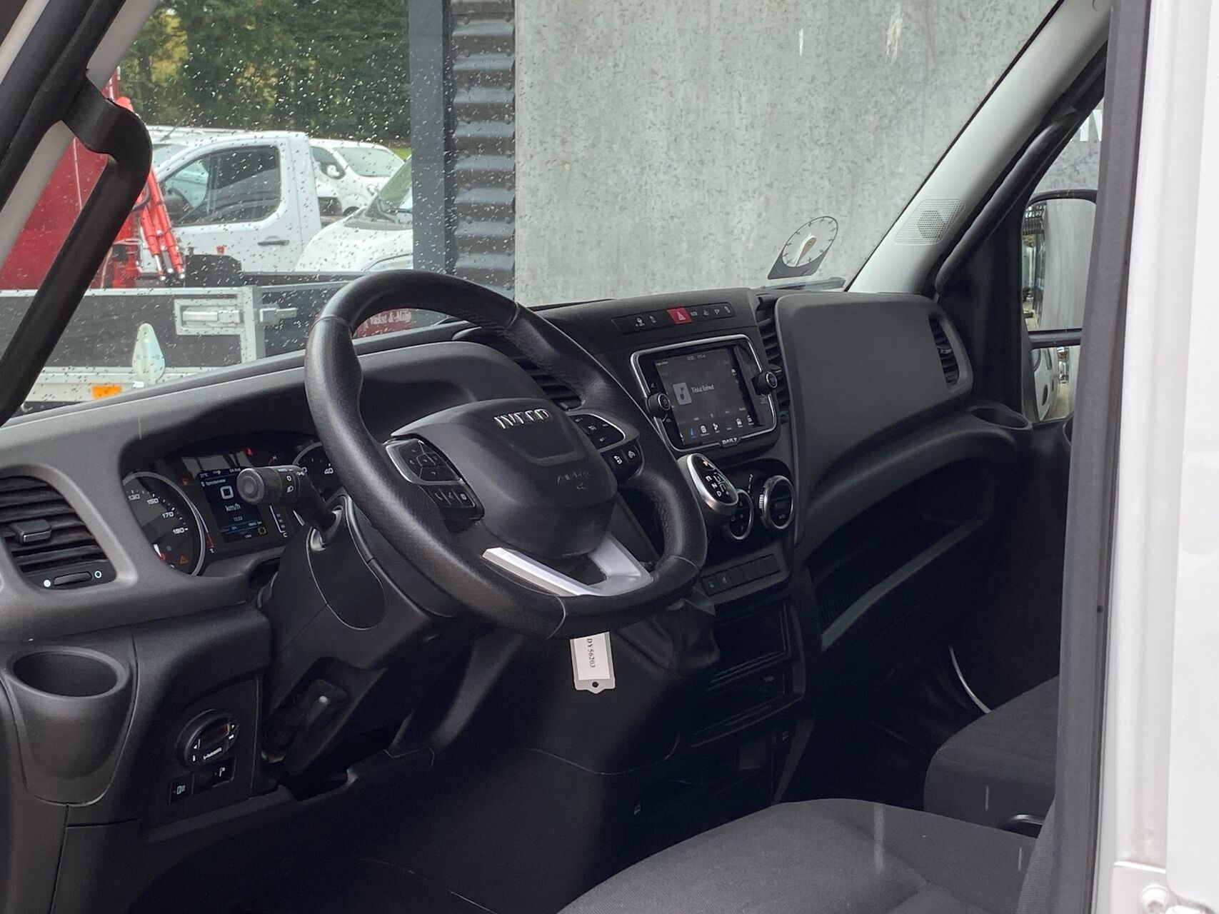 Billede af Iveco Daily 35C18 4100mm 3,0 D Hi-Matic 180HK DobKab 8g Aut.