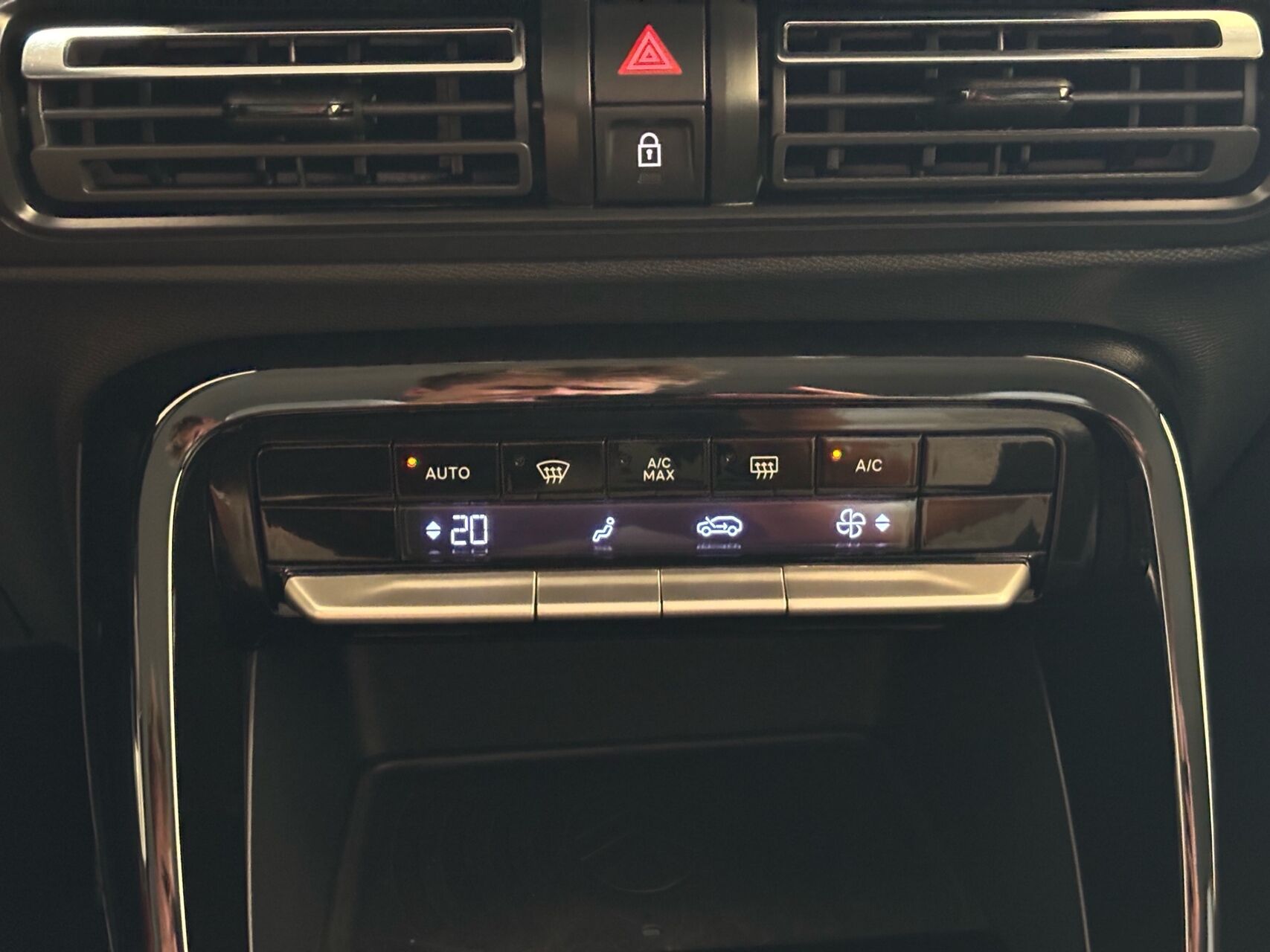 Billede af Citroën e-C3 EL Max 113HK 5d Aut.