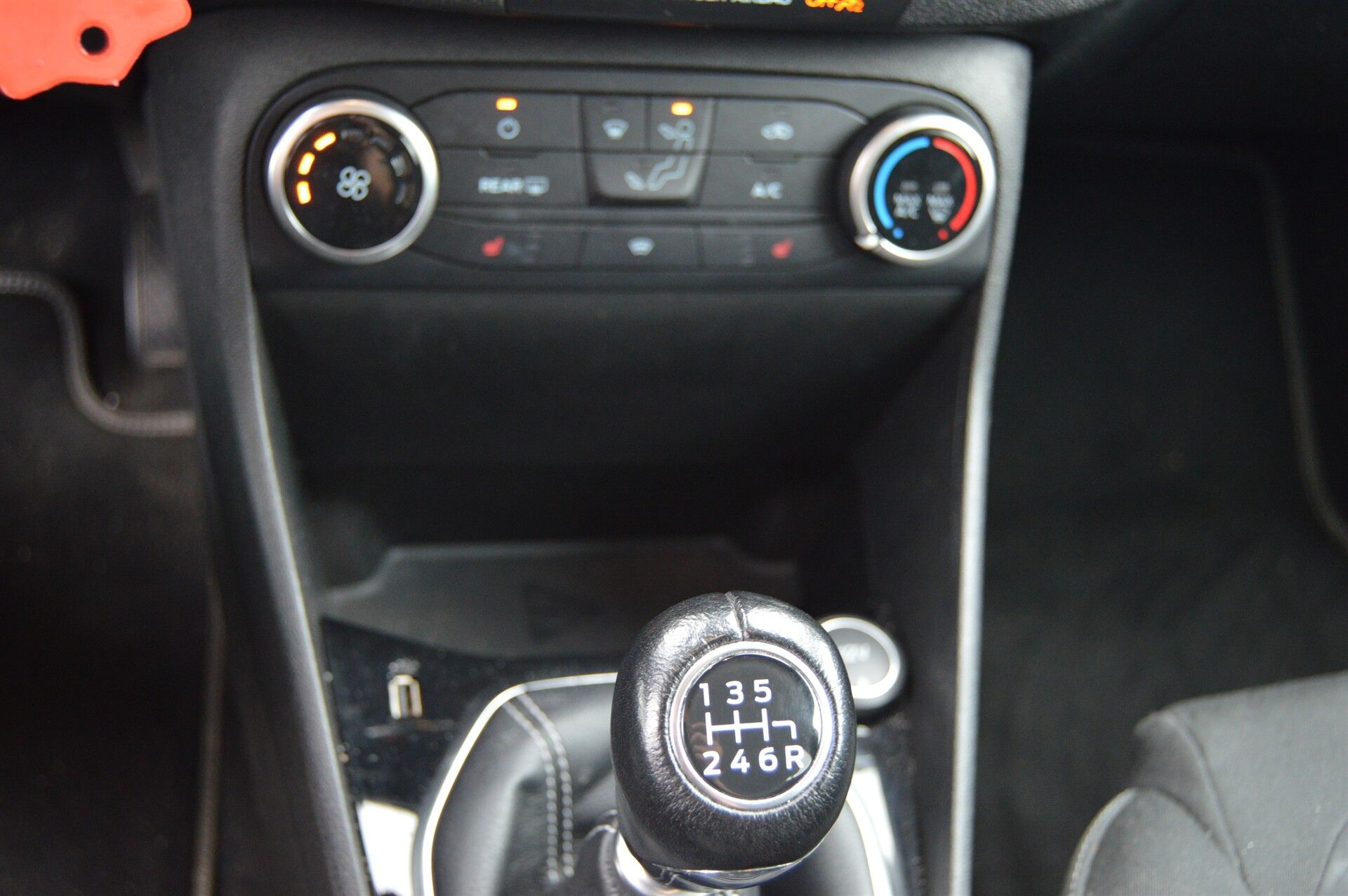 Billede af Ford Fiesta 1,0 EcoBoost Titanium Start/Stop 100HK 5d 6g