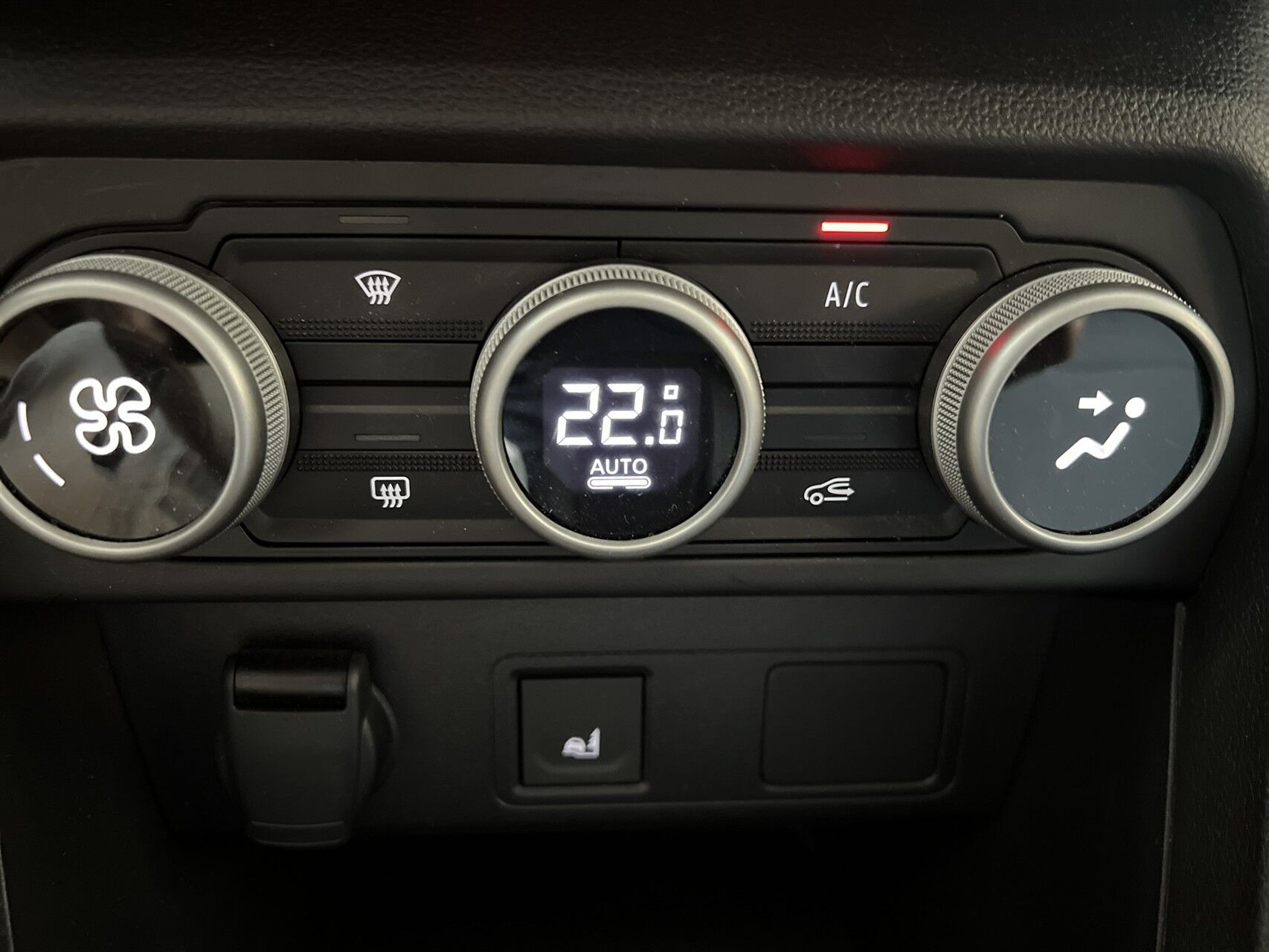 Billede af Dacia Jogger 7 Sæder 1,0 Tce Extreme 110HK 5d 6g
