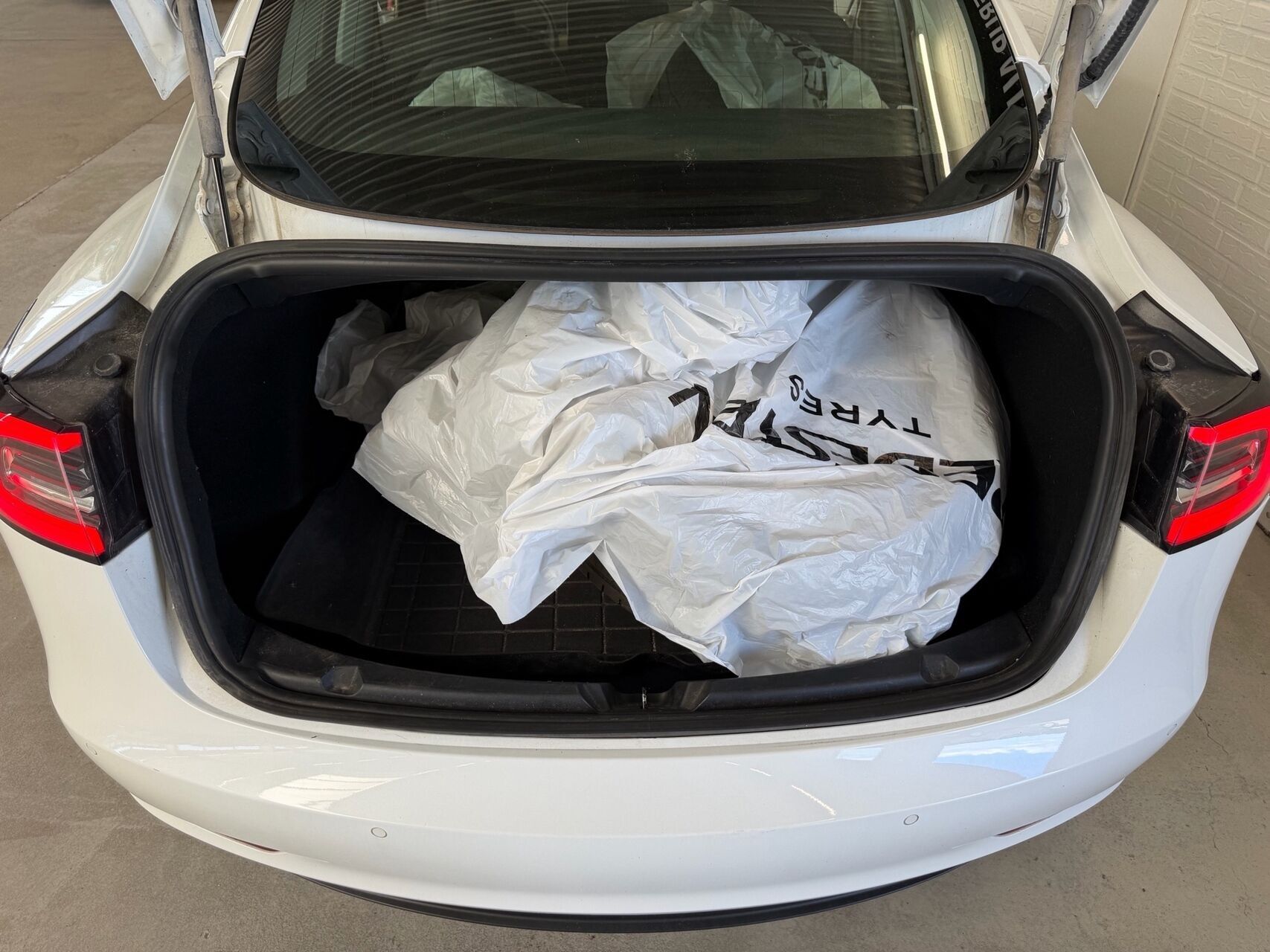 Billede af Tesla Model 3 EL Long Range AWD 490HK Aut.