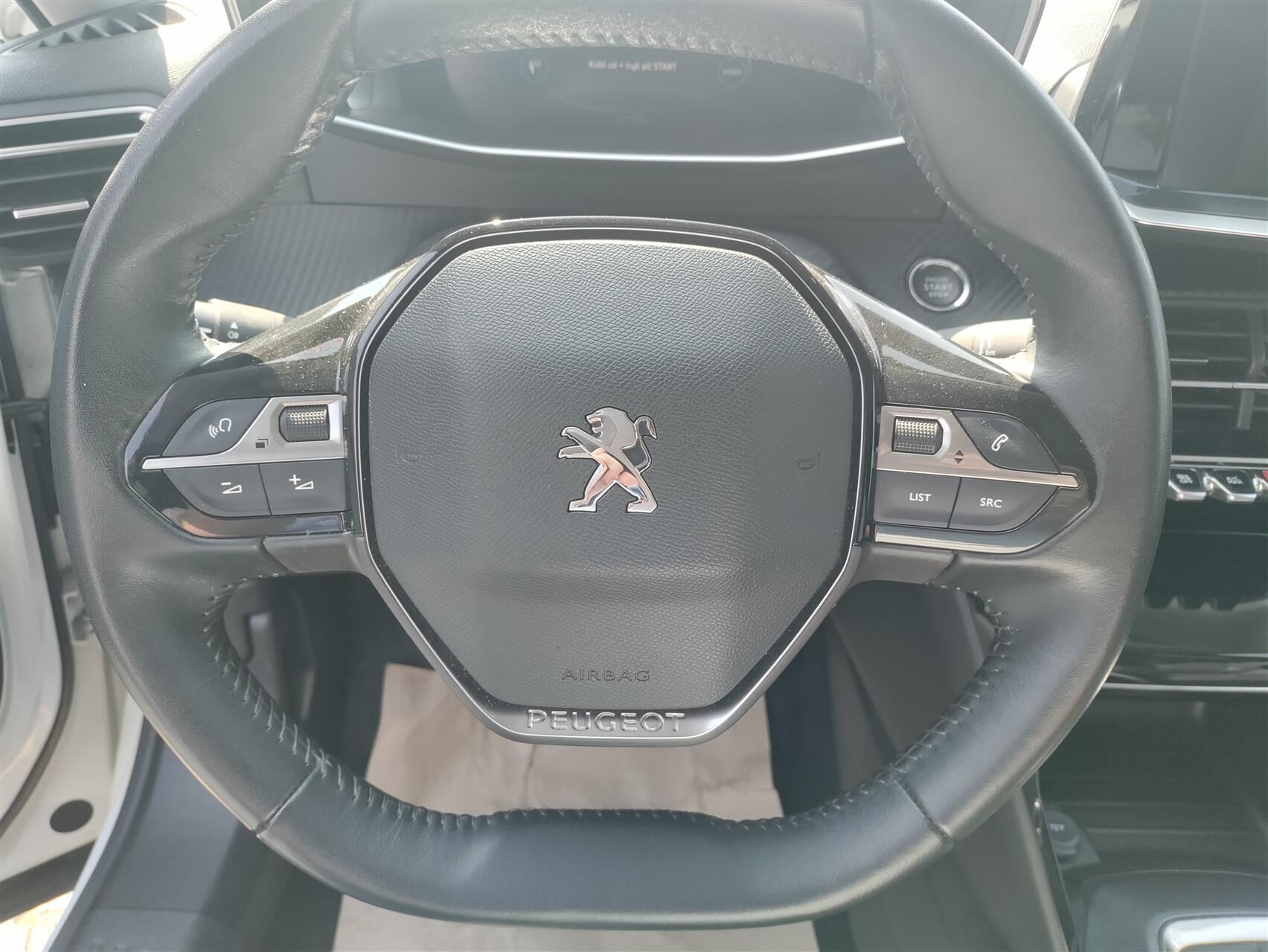 Billede af Peugeot 2008 1,2 PureTech Evolution 130HK 5d