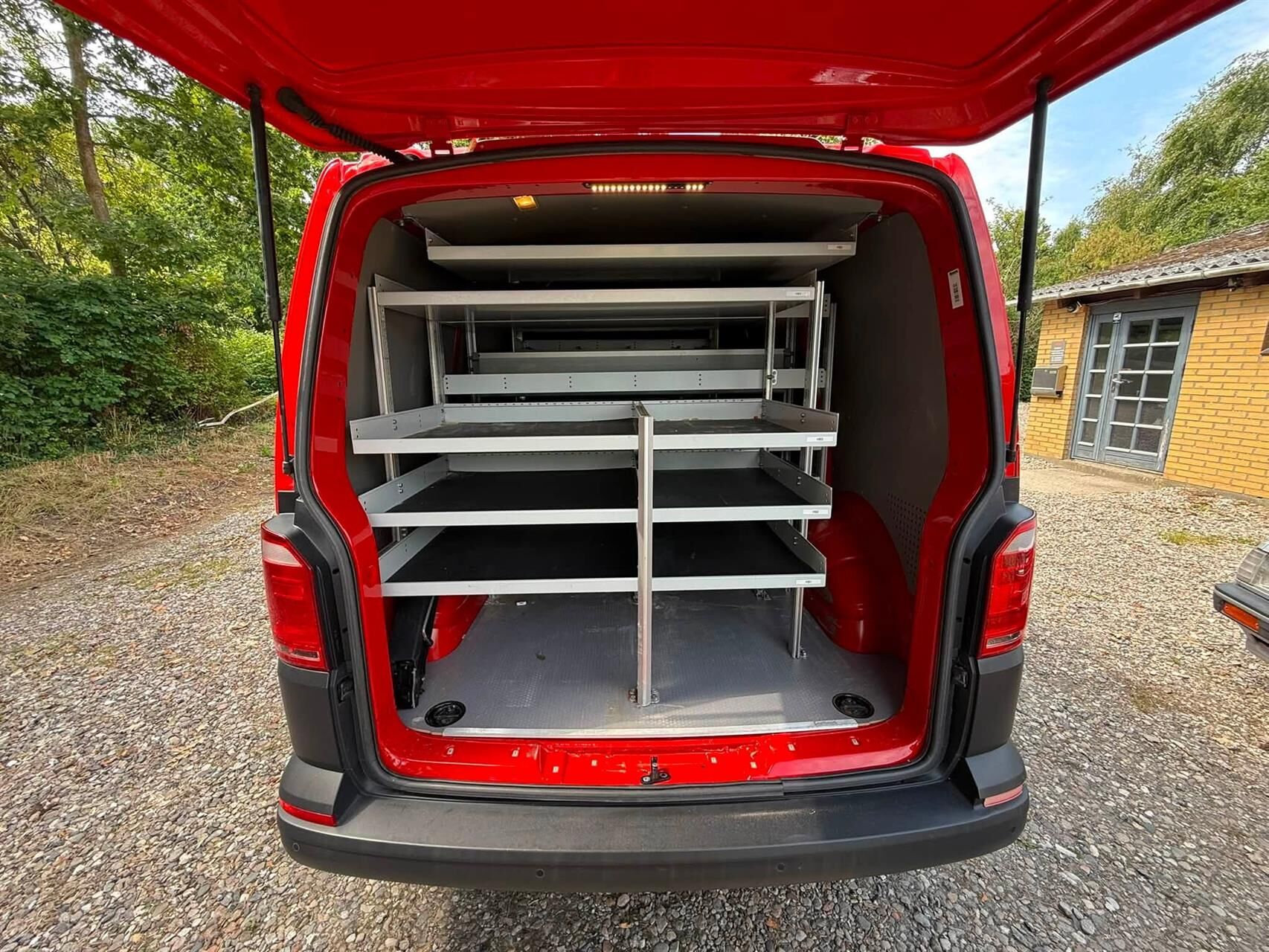 Billede af VW Transporter Kort 2,0 TDI BMT 84HK Van