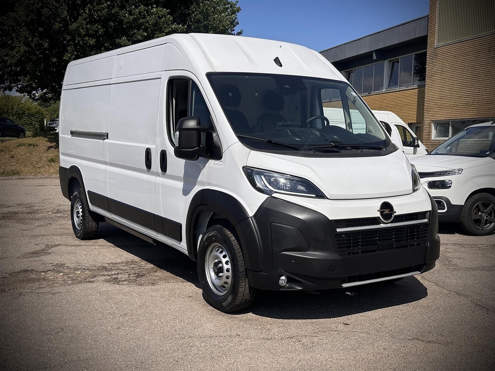 Billede af Opel Movano-e 35H L3H2 EL Enjoy 279HK Van Aut.