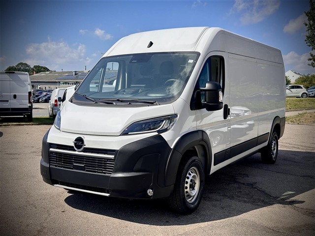 Billede af Opel Movano-e 40H L3H2 EL Enjoy 270HK Van Aut.