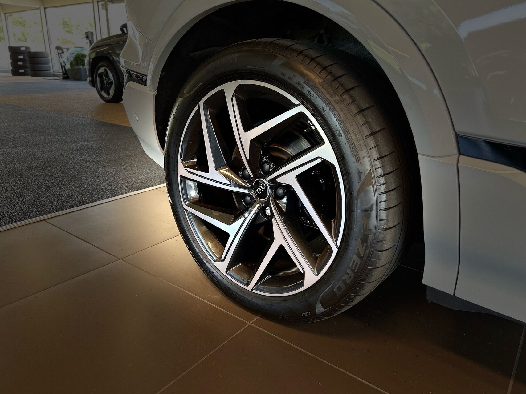 Billede af Audi SQ6 E-tron Quattro 517HK 5d 7g Aut.