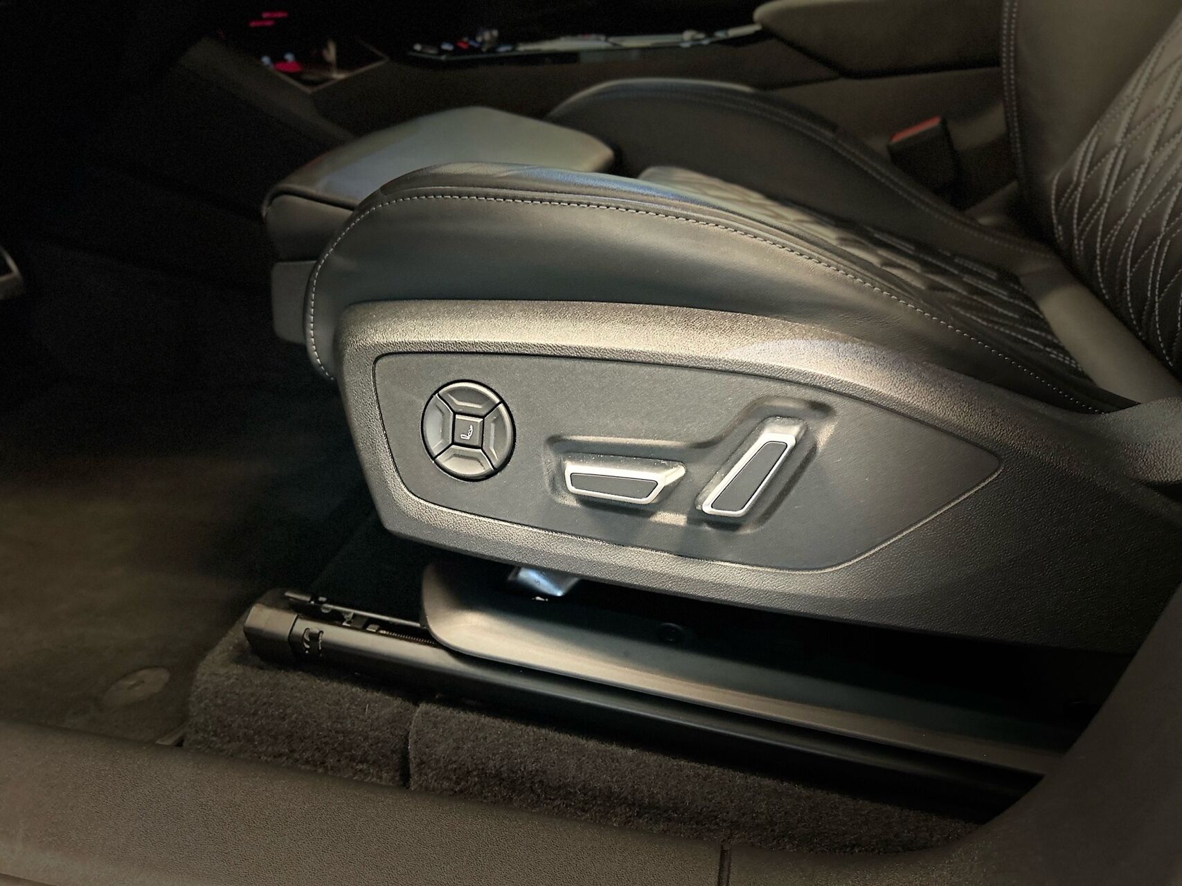 Billede af Audi SQ6 E-tron Quattro 517HK 5d 7g Aut.