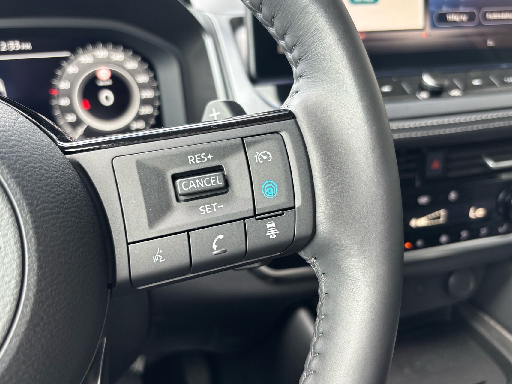 Billede af Nissan Qashqai 1,3 MHEV  Mild hybrid N-Connecta X-Tronic 158HK 5d 7g Aut.
