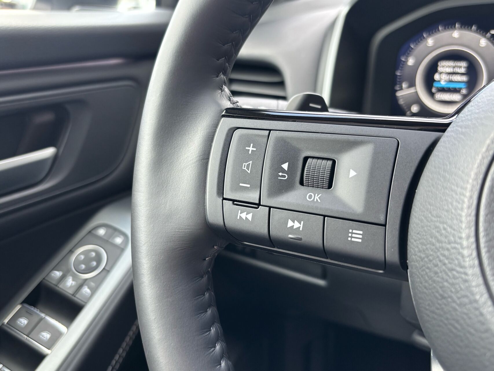 Billede af Nissan Qashqai 1,3 MHEV  Mild hybrid N-Connecta X-Tronic 158HK 5d 7g Aut.