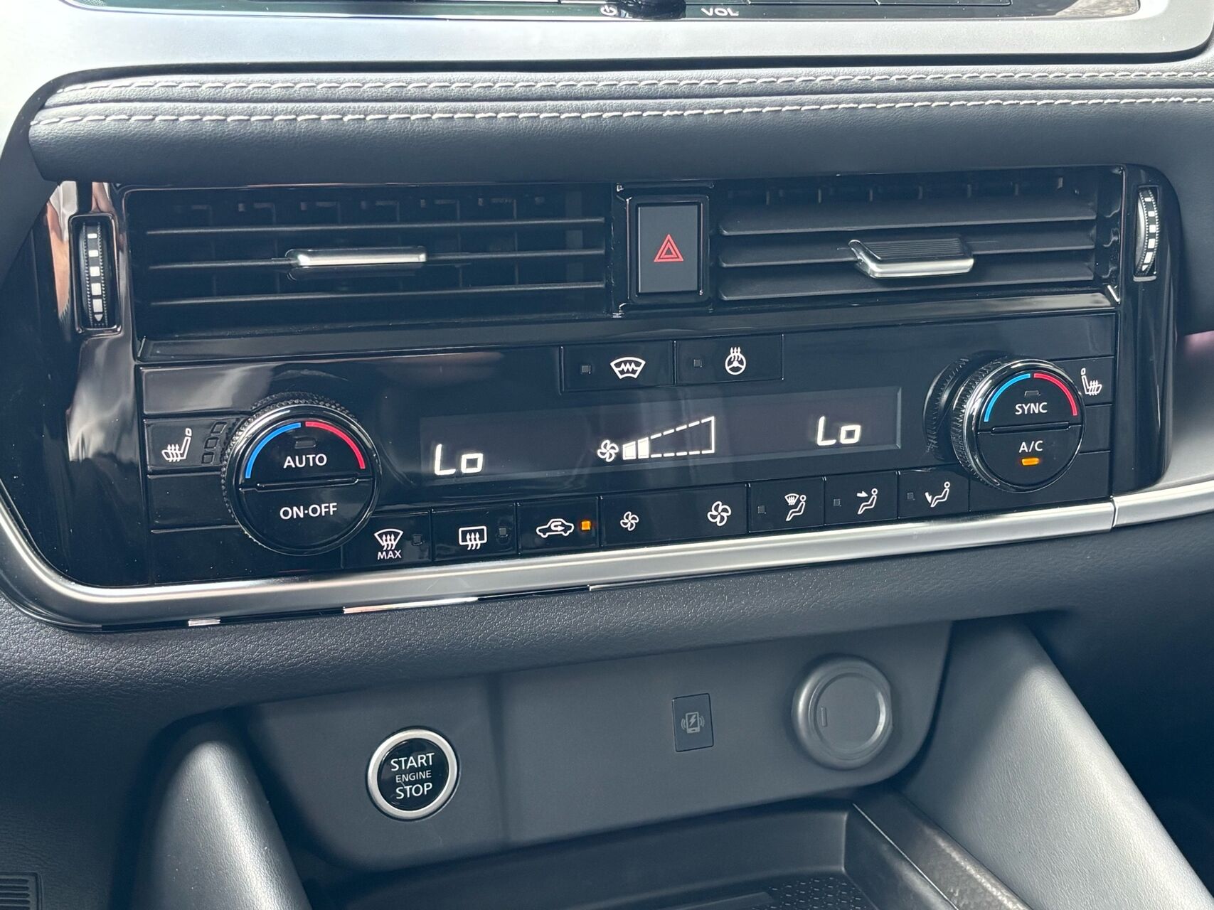 Billede af Nissan Qashqai 1,3 MHEV  Mild hybrid N-Connecta X-Tronic 158HK 5d 7g Aut.