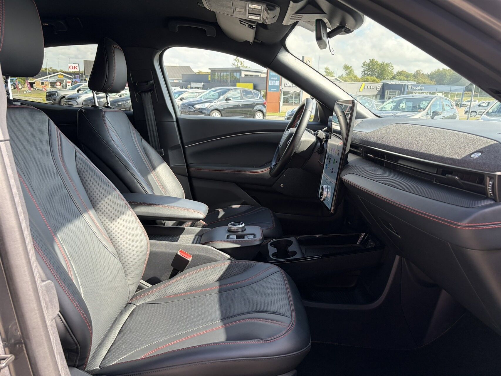 Billede af Ford Mustang Mach-E EL UR Premium 294HK 5d Aut.