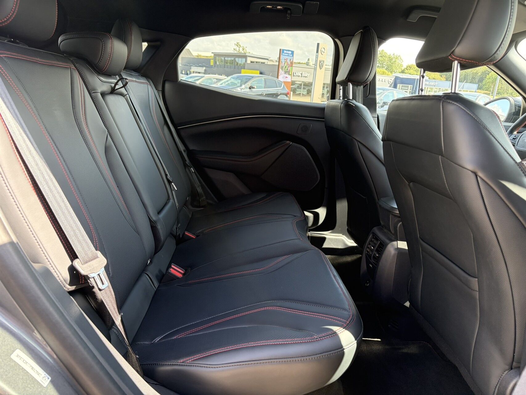 Billede af Ford Mustang Mach-E EL UR Premium 294HK 5d Aut.