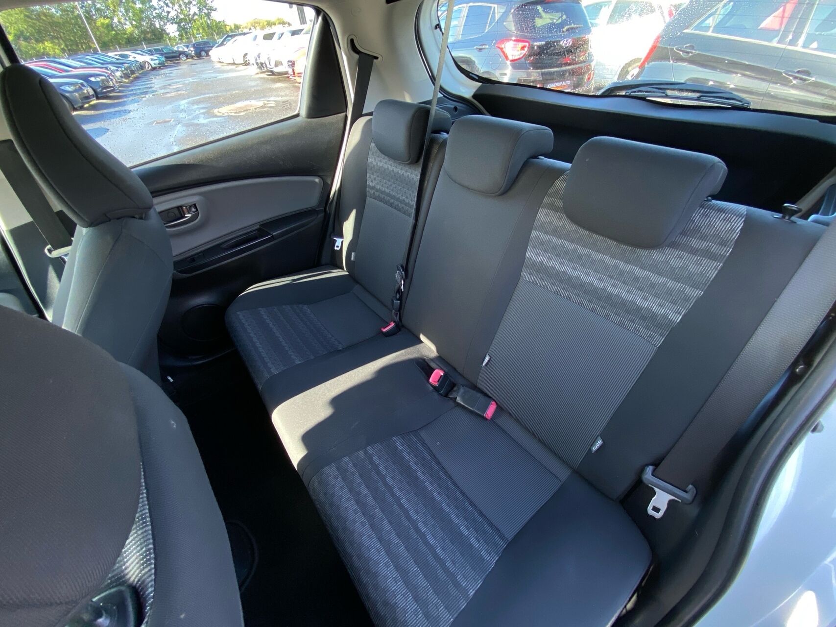 Billede af Toyota Yaris 1,0 VVT-I T2 Comfort 69HK 5d