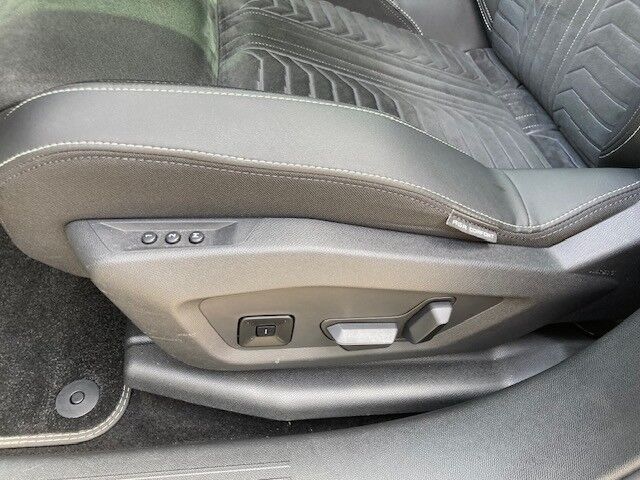 Billede af Peugeot e-5008 EL GT Pack 325HK 5d Aut.