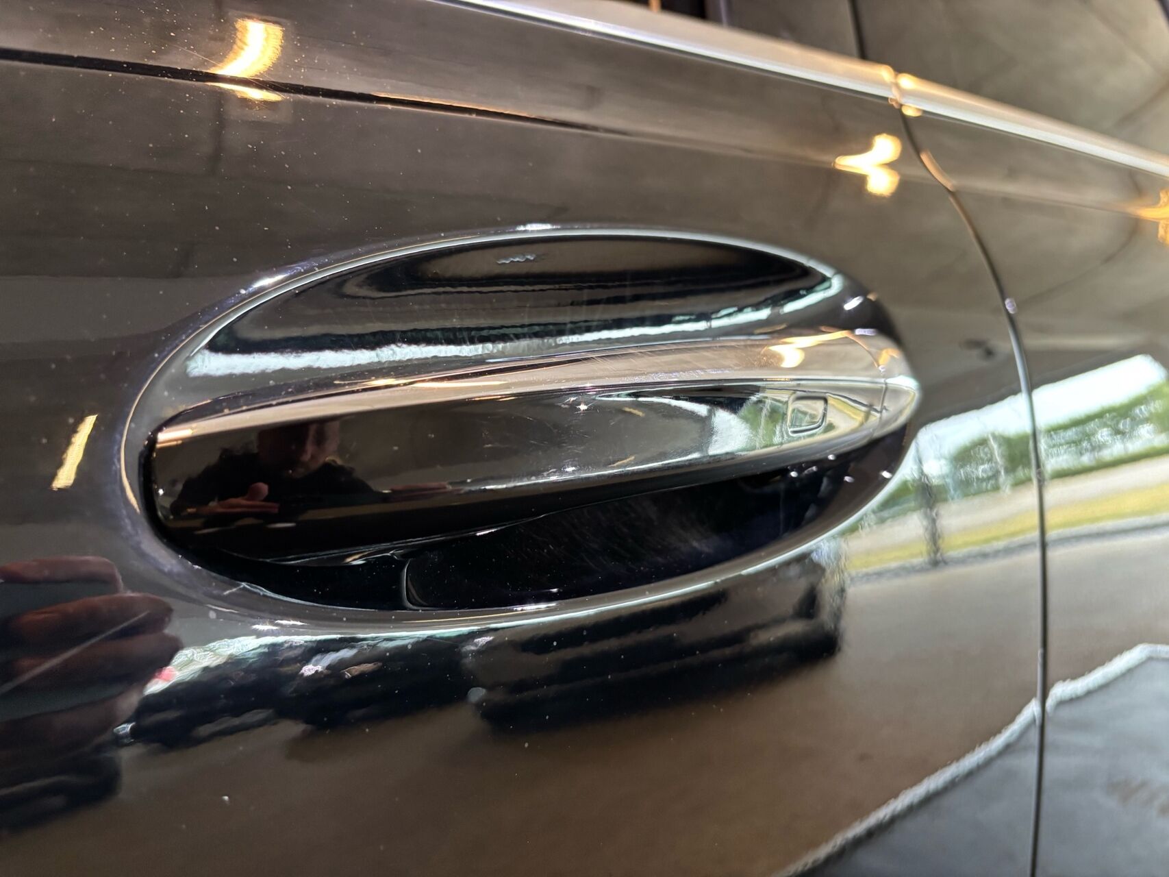 Billede af Mercedes-Benz EQB 300 EL AMG Line 7 Pers. 4Matic 228HK 5d Aut.