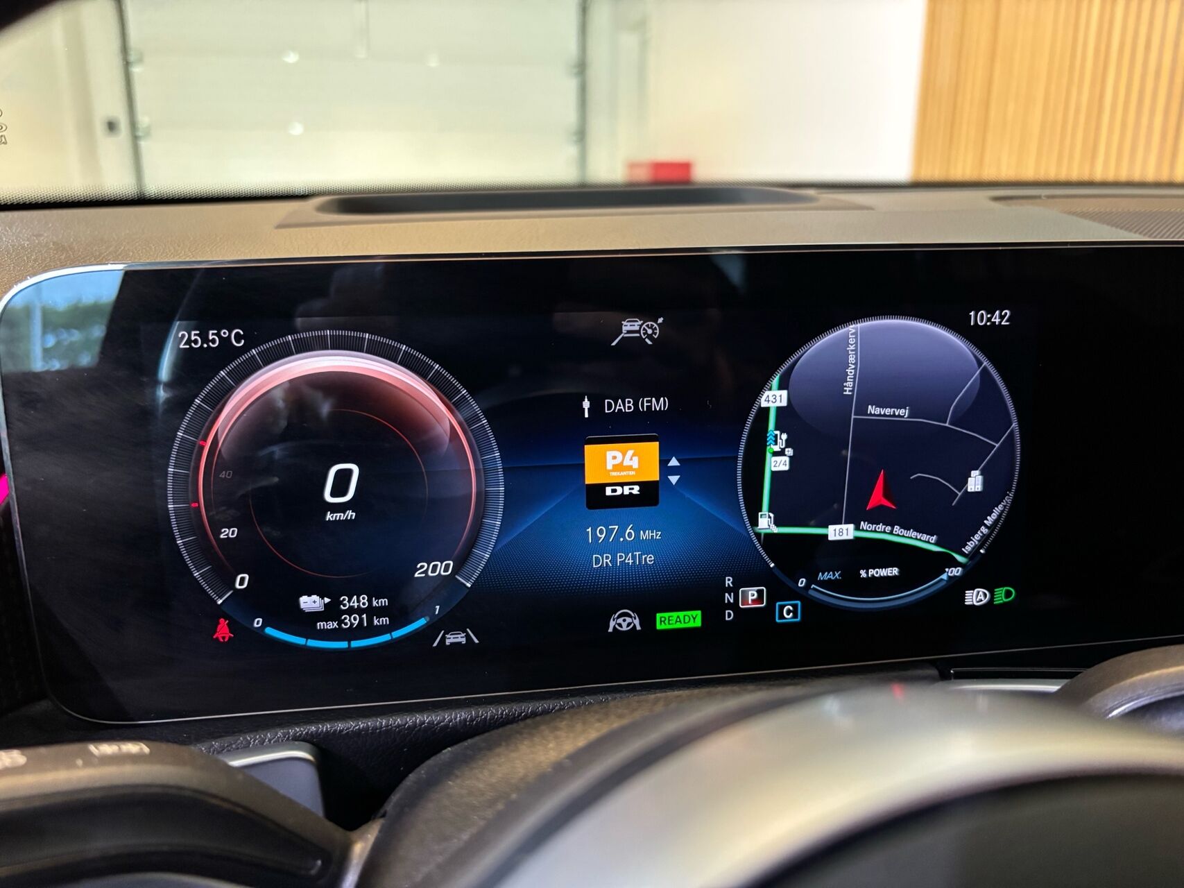 Billede af Mercedes-Benz EQB 300 EL AMG Line 7 Pers. 4Matic 228HK 5d Aut.