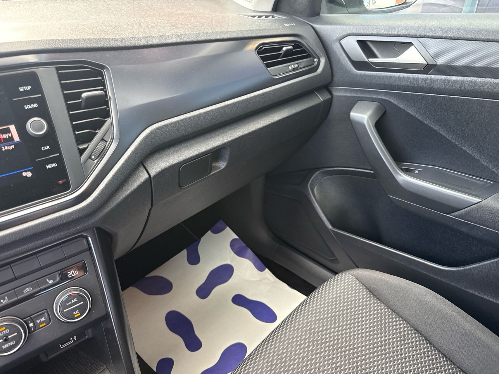 Billede af VW T-Roc 1,0 TSI City 115HK 5d 6g