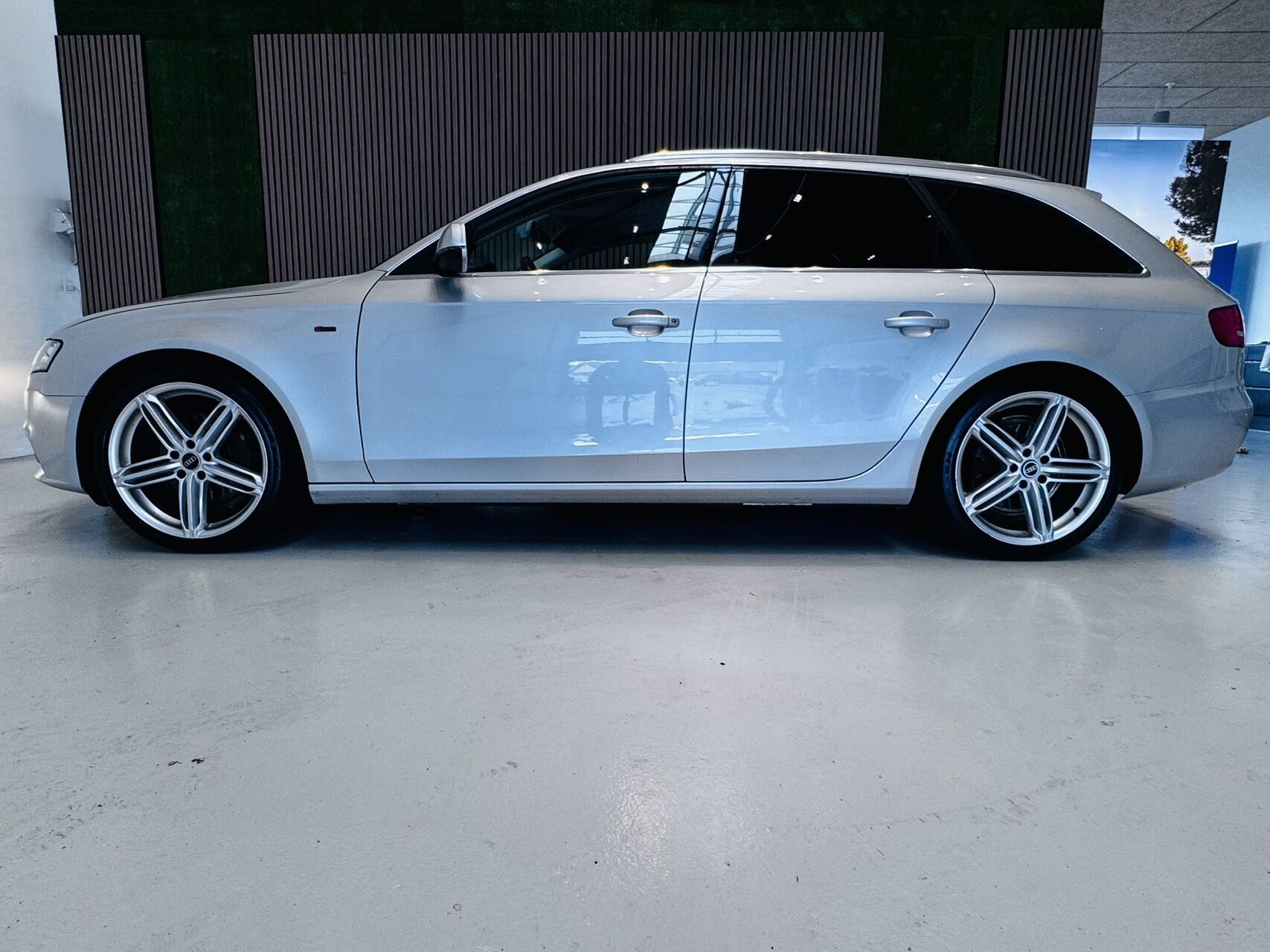 Billede af Audi A4 Avant 2,0 TDI 136HK Stc 6g