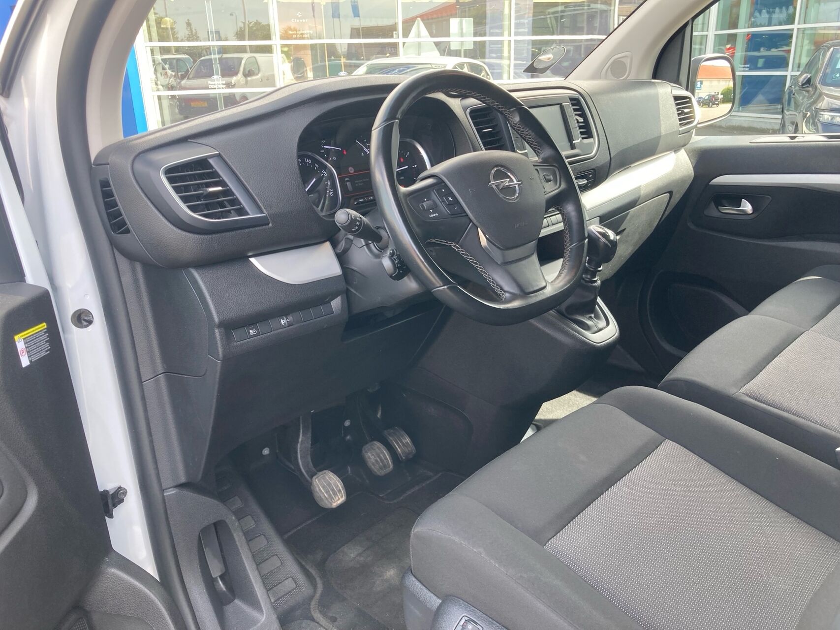 Billede af Opel Vivaro L3V2 2,0 BlueHDi Enjoy+ 145HK Van 6g