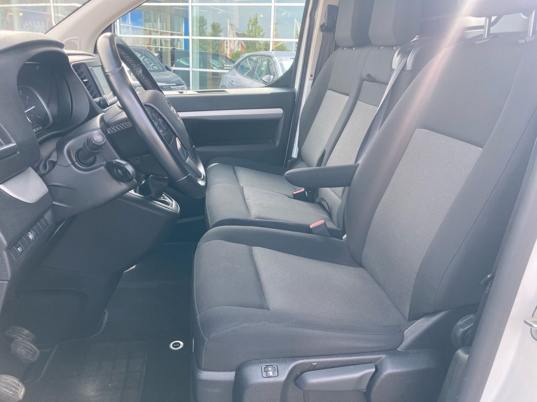 Billede af Opel Vivaro L3V2 2,0 BlueHDi Enjoy+ 145HK Van 6g