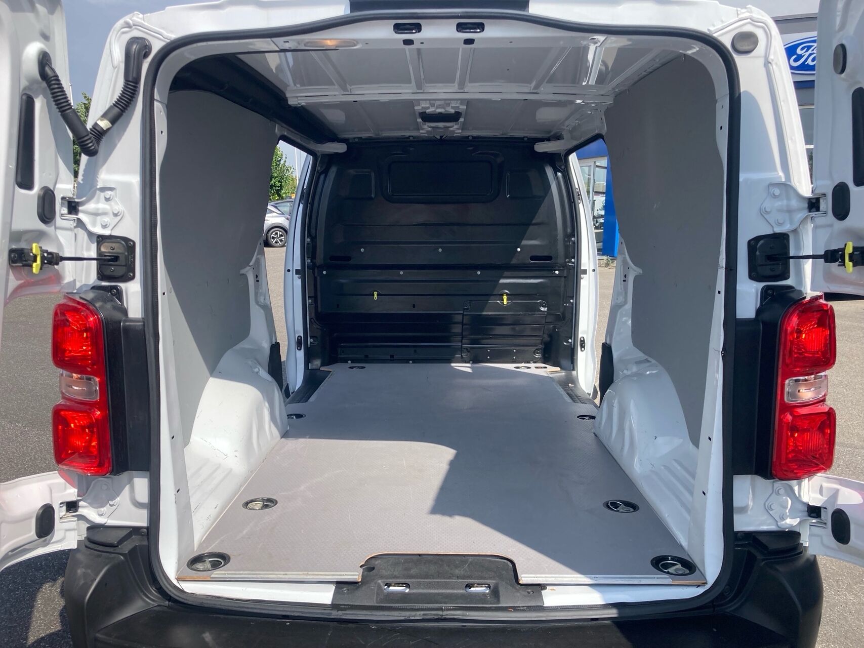 Billede af Opel Vivaro L3V2 2,0 BlueHDi Enjoy+ 145HK Van 6g