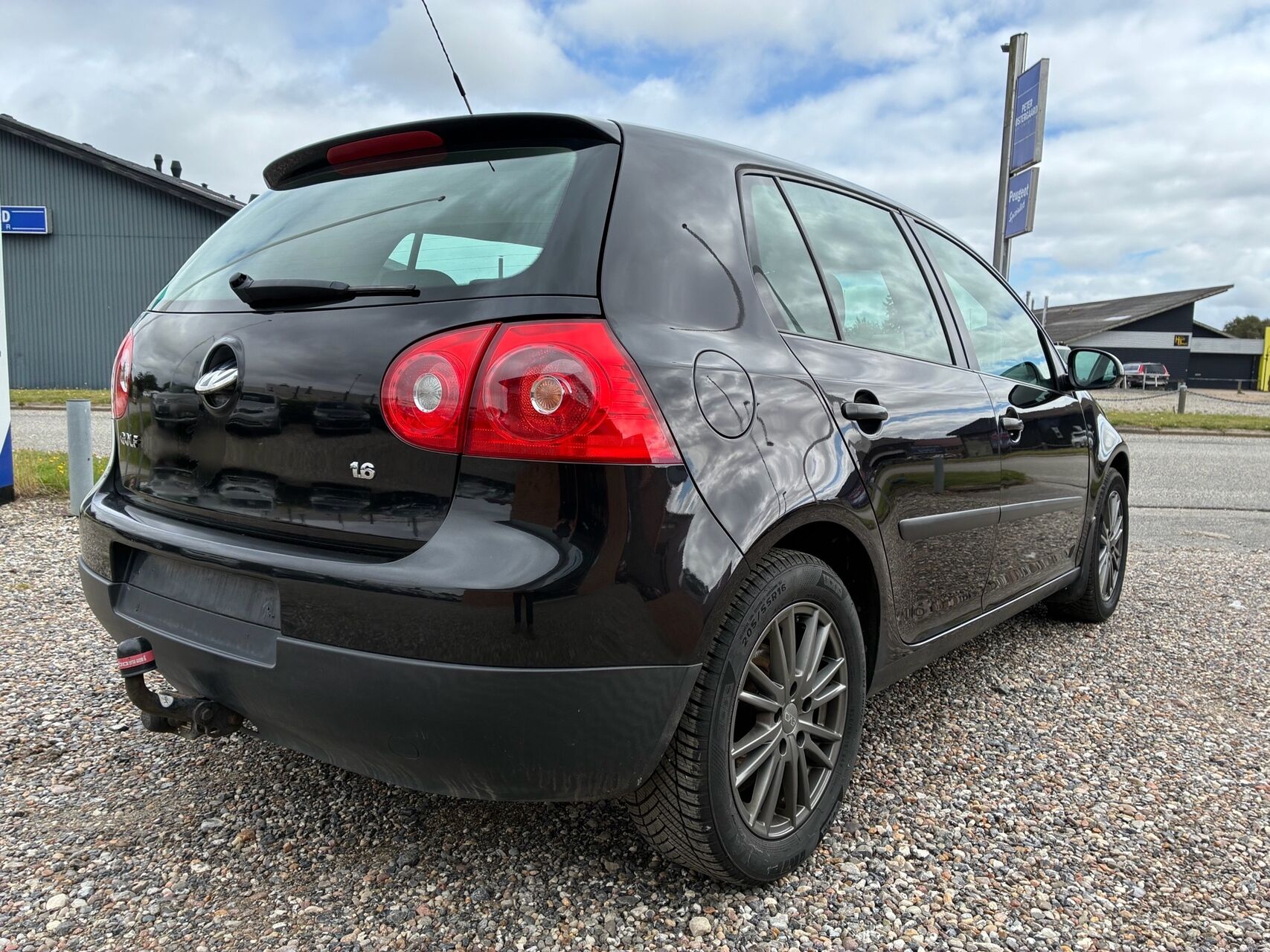 Billede af VW Golf 1,6 Trendline 102HK 5d