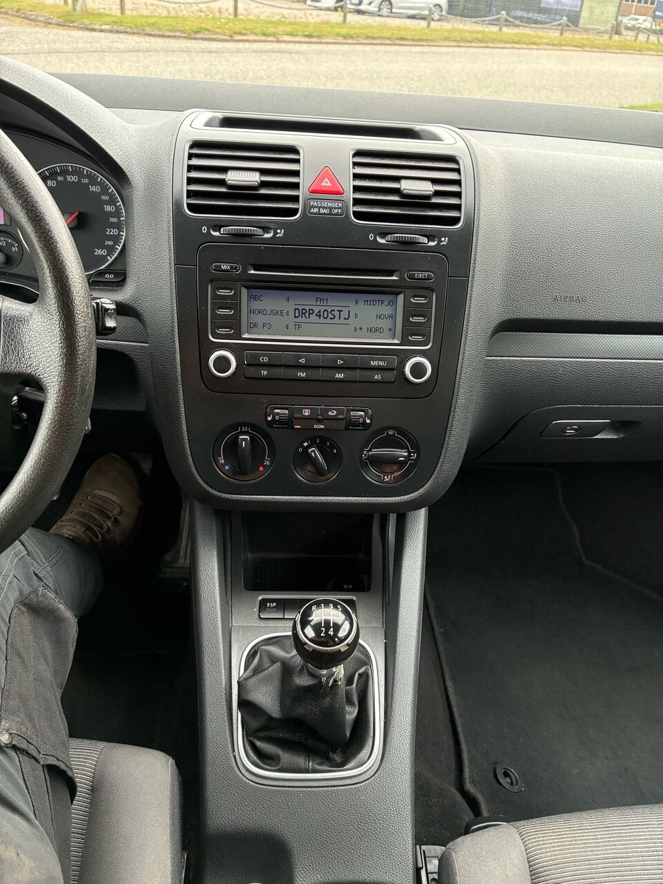 Billede af VW Golf 1,6 Trendline 102HK 5d