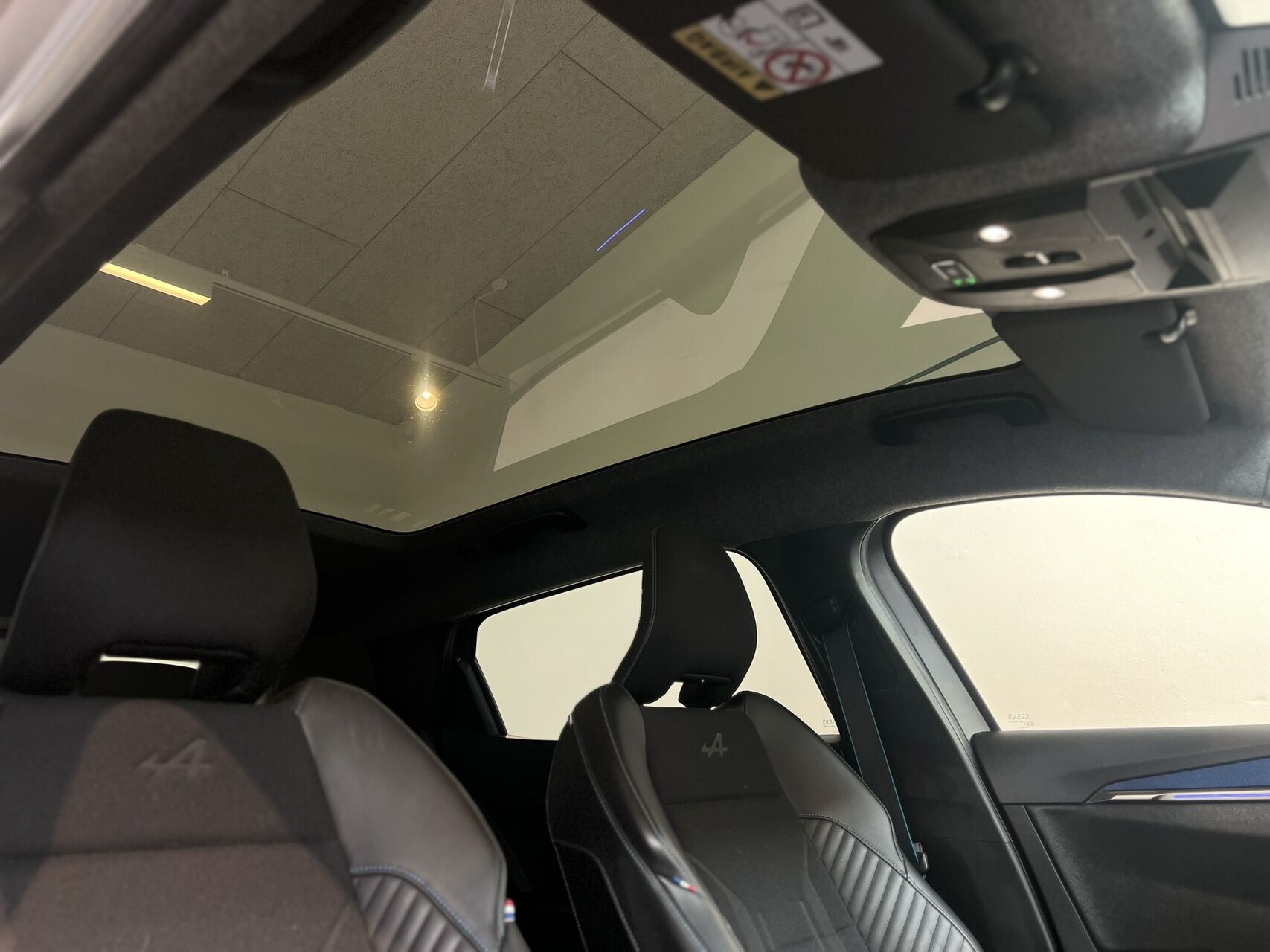Billede af Renault Scénic E-TECH Esprit Alpine 220HK Aut.