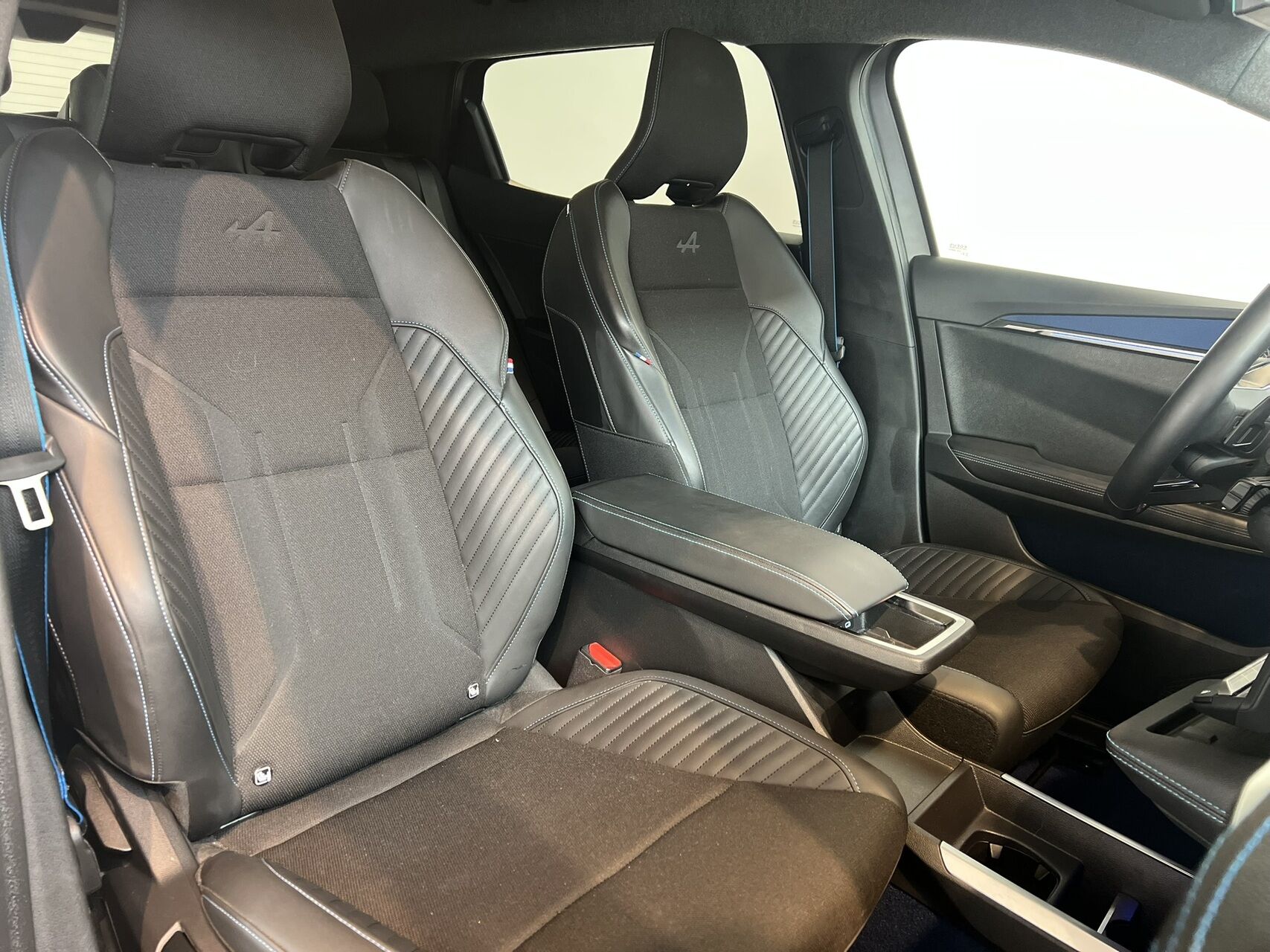 Billede af Renault Scénic E-TECH Esprit Alpine 220HK Aut.