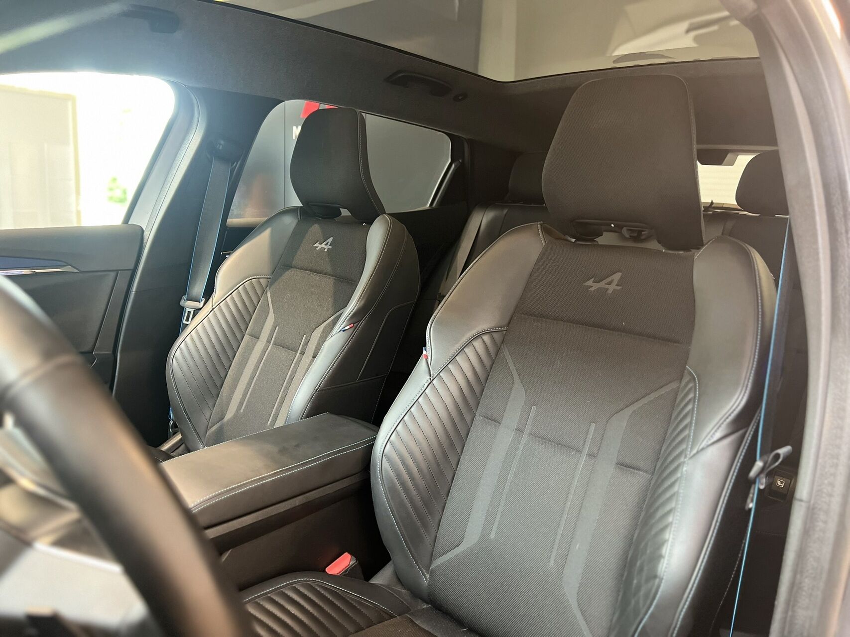 Billede af Renault Scénic E-TECH Esprit Alpine 220HK Aut.