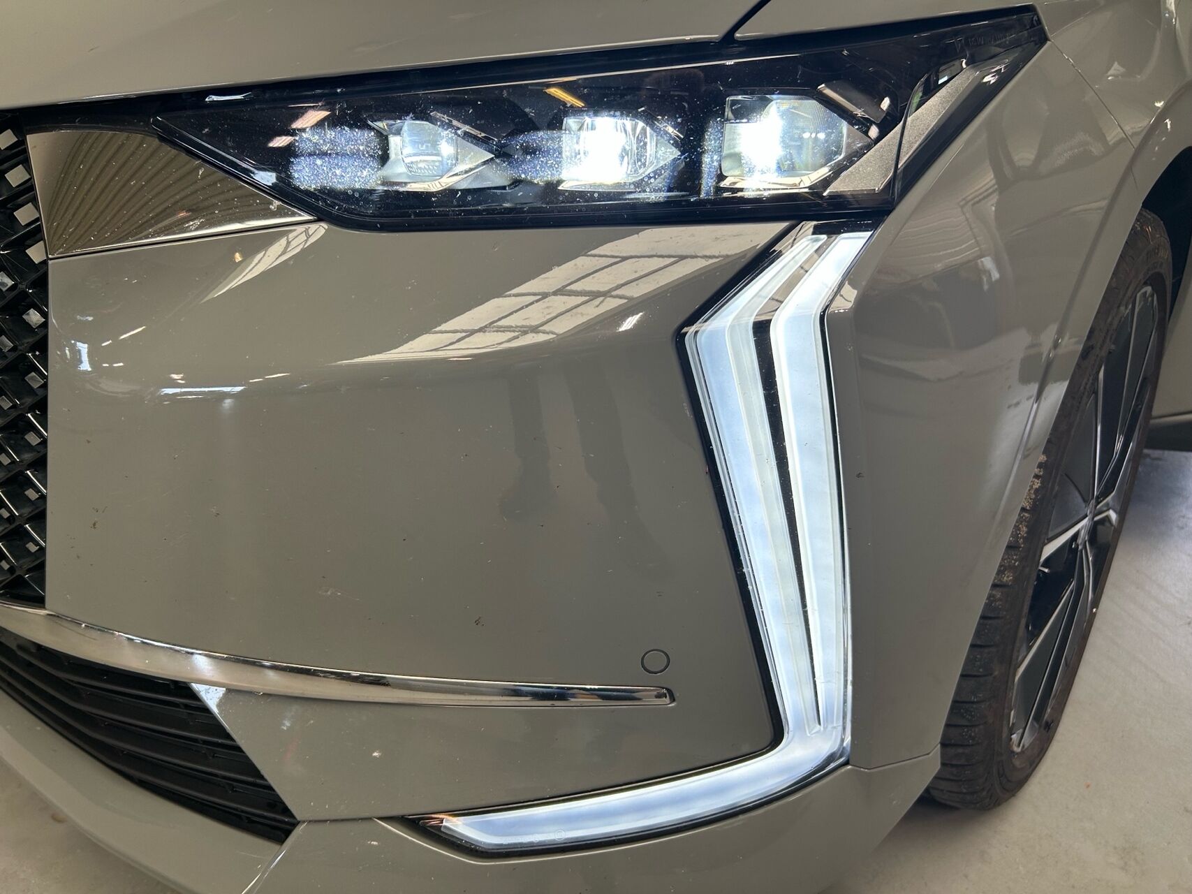 Billede af DS DS4 1,6 E-Tense  Plugin-hybrid Rivoli 225HK 5d 8g Aut.