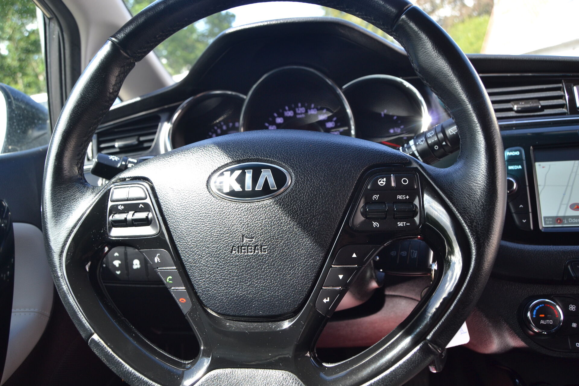 Billede af Kia Ceed SW 1,4 CVVT Limited 100HK Stc 6g
