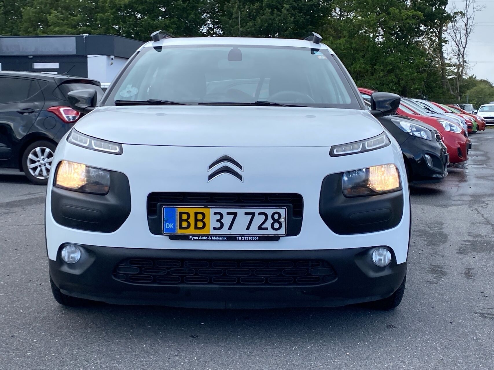Billede af Citroën C4 Cactus 1,6 Blue HDi Feel Complet start/stop 100HK Van