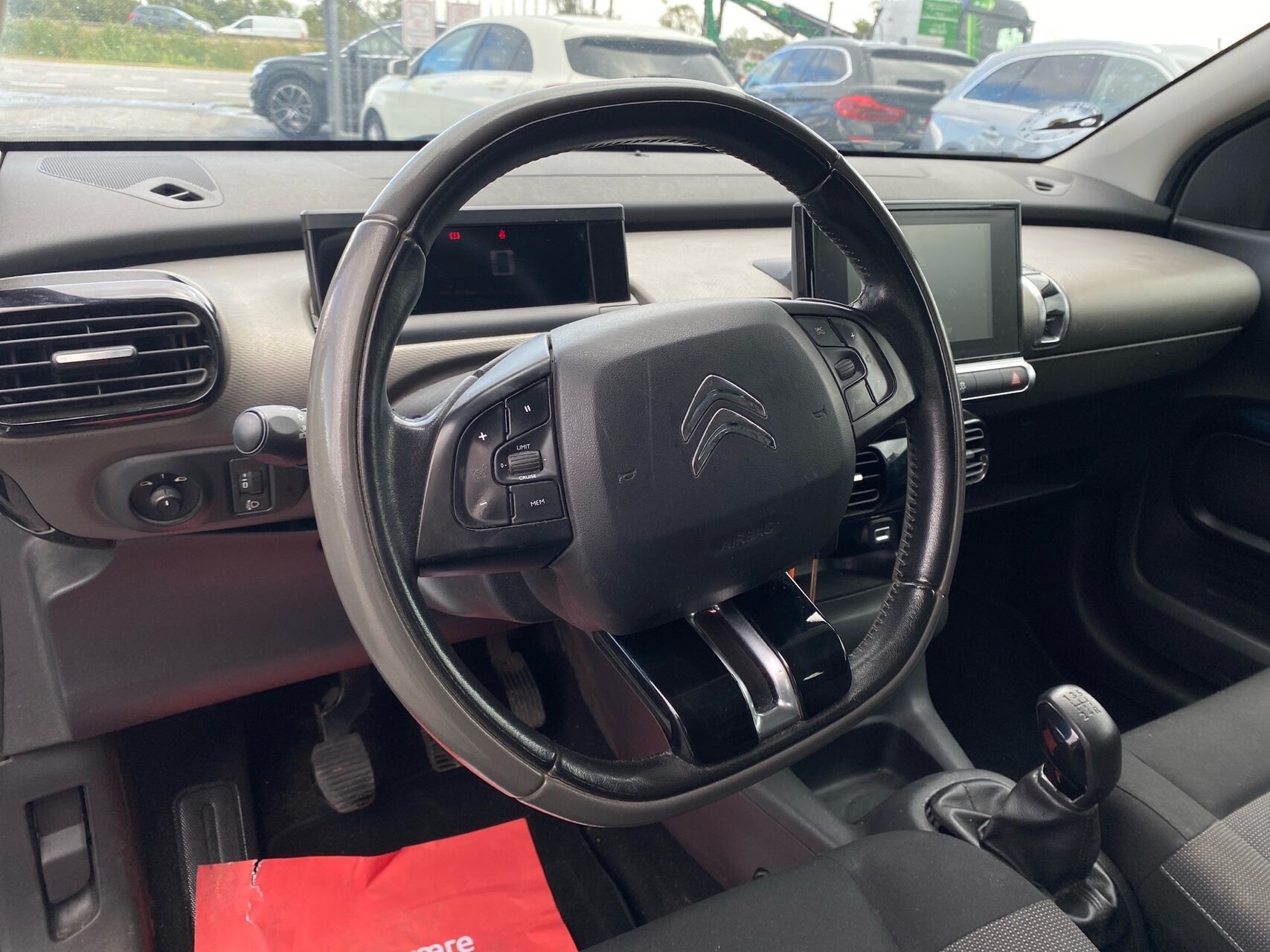 Billede af Citroën C4 Cactus 1,6 Blue HDi Feel Complet start/stop 100HK Van