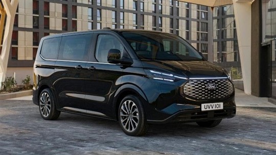 Ford E-Tourneo Custom 340 L1H1 EL Titanium X 218HK Aut.