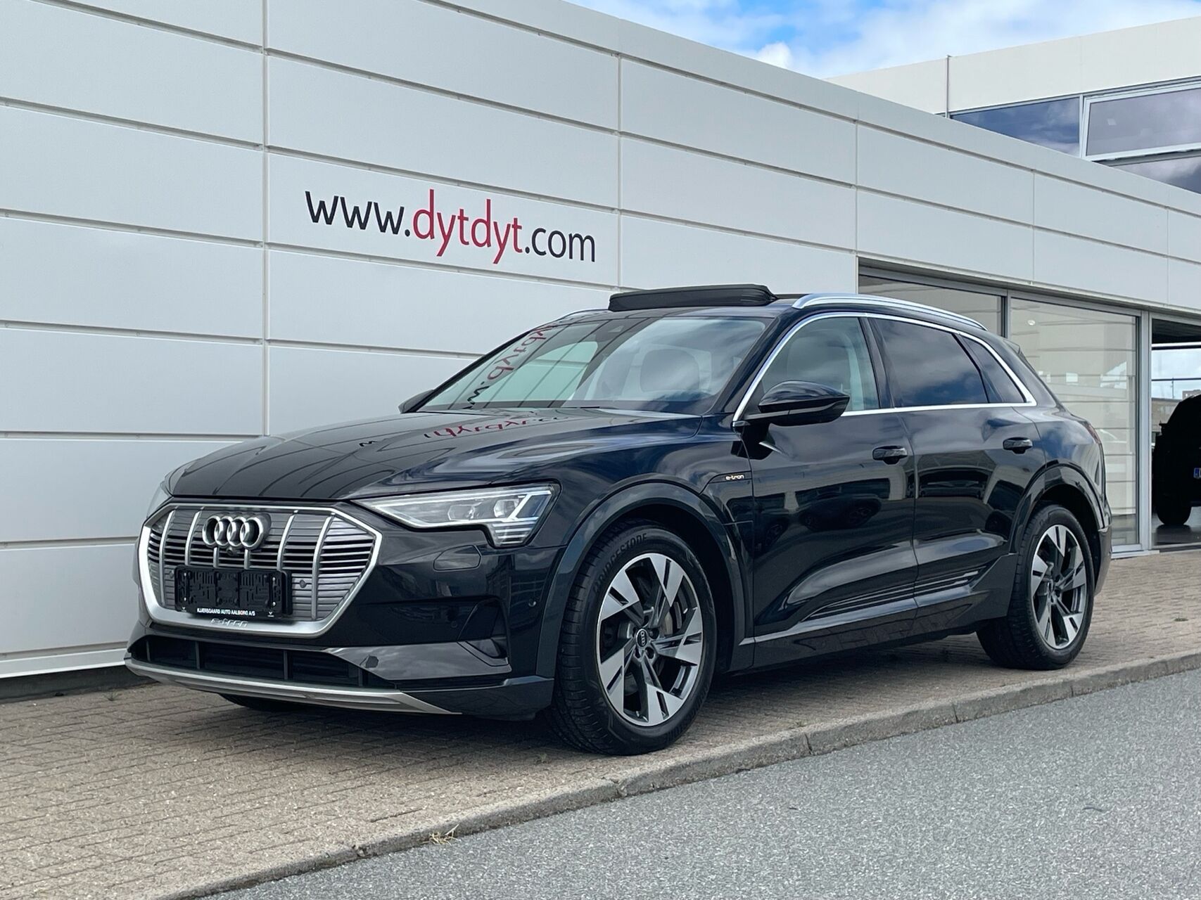 Billede af Audi E-tron 55 Advanced Quattro 408HK 5d Aut.